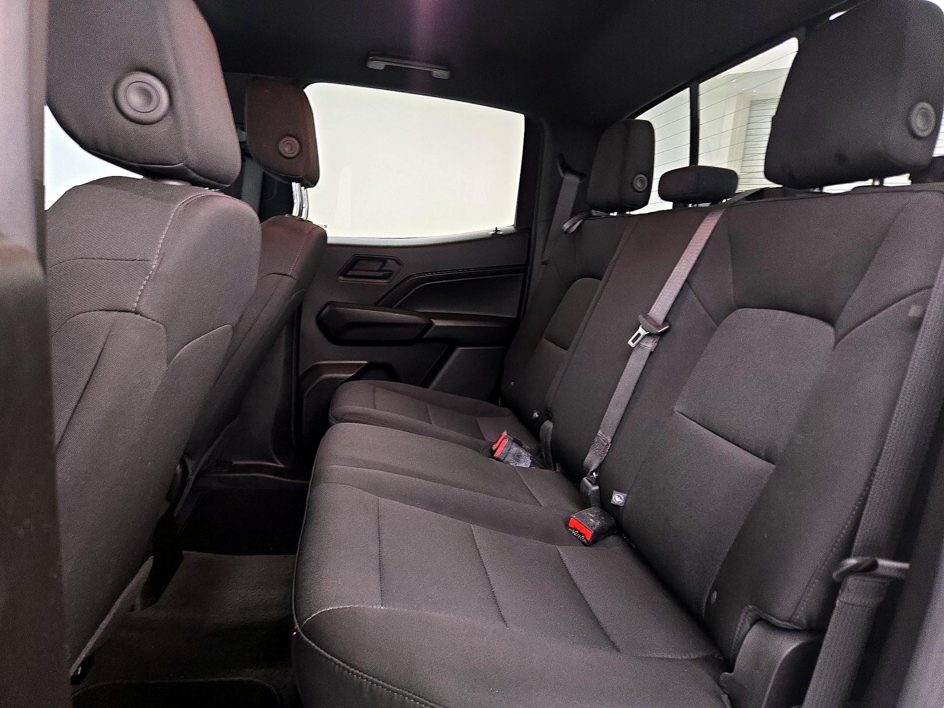 Thumbnail: 2023 Chevrolet Colorado - 20