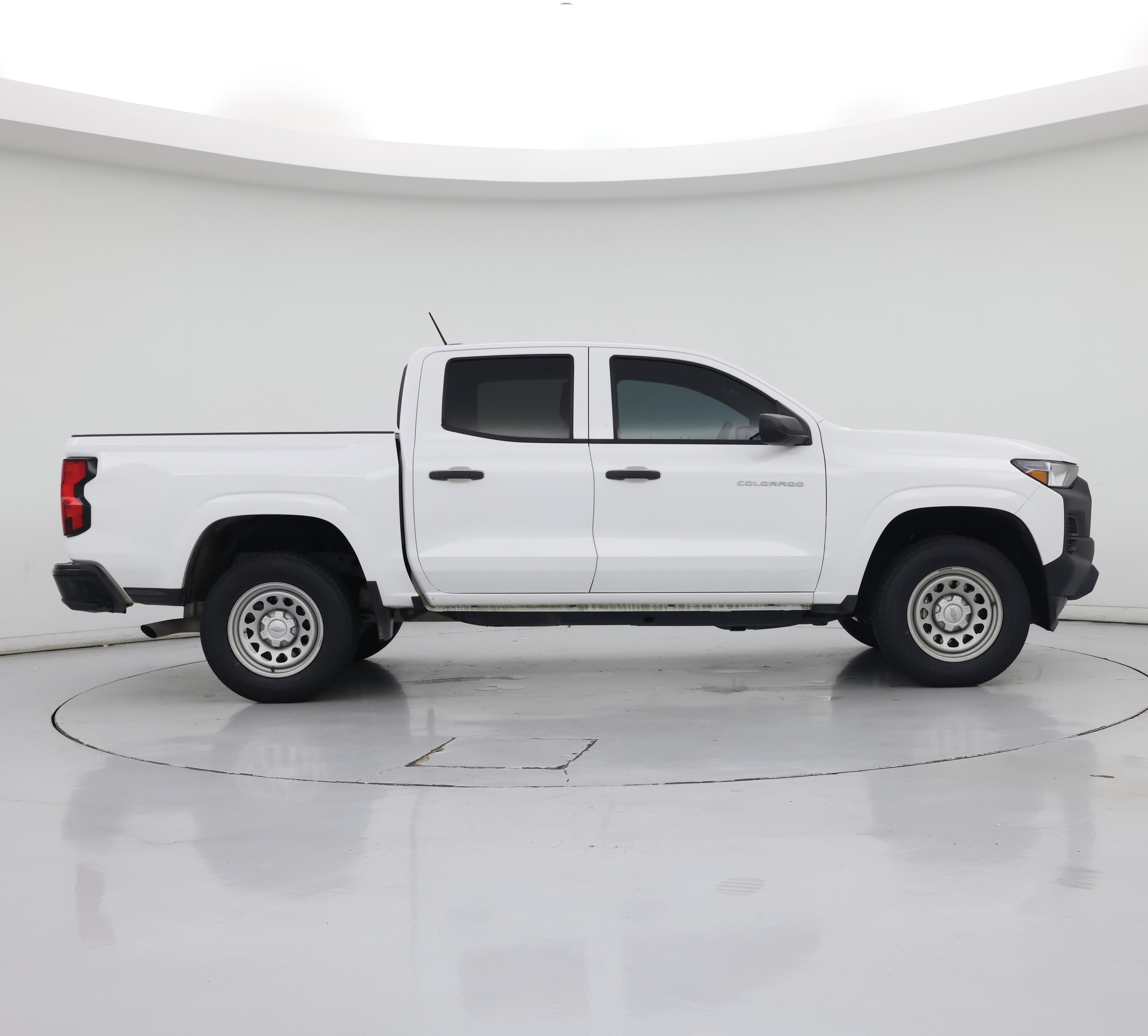 Thumbnail: 2023 Chevrolet Colorado - 7