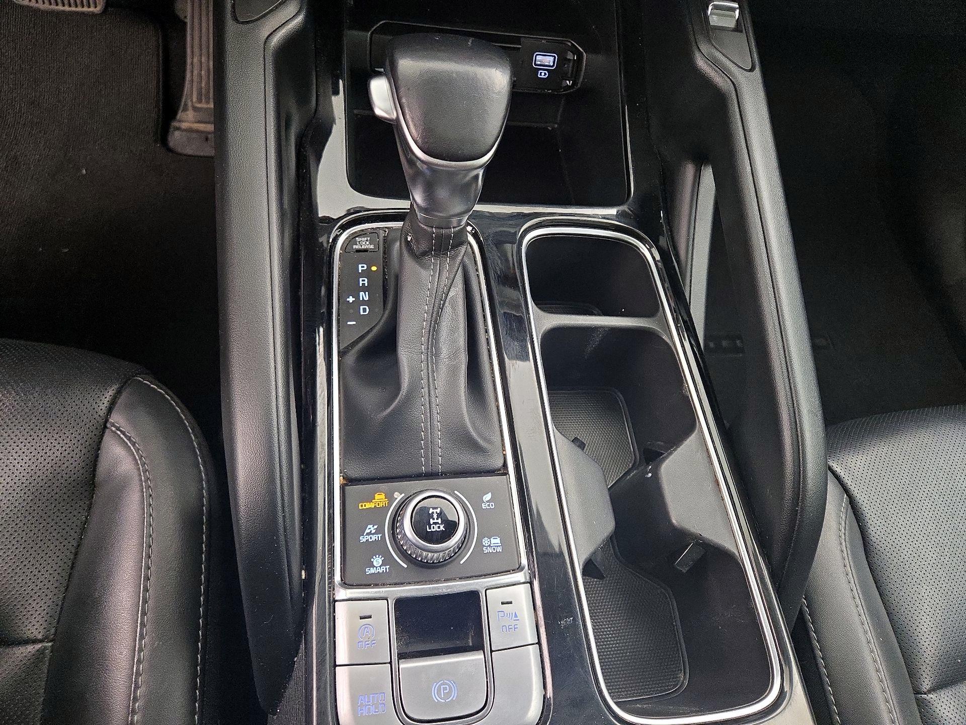 Thumbnail: 2021 Kia Telluride - 17