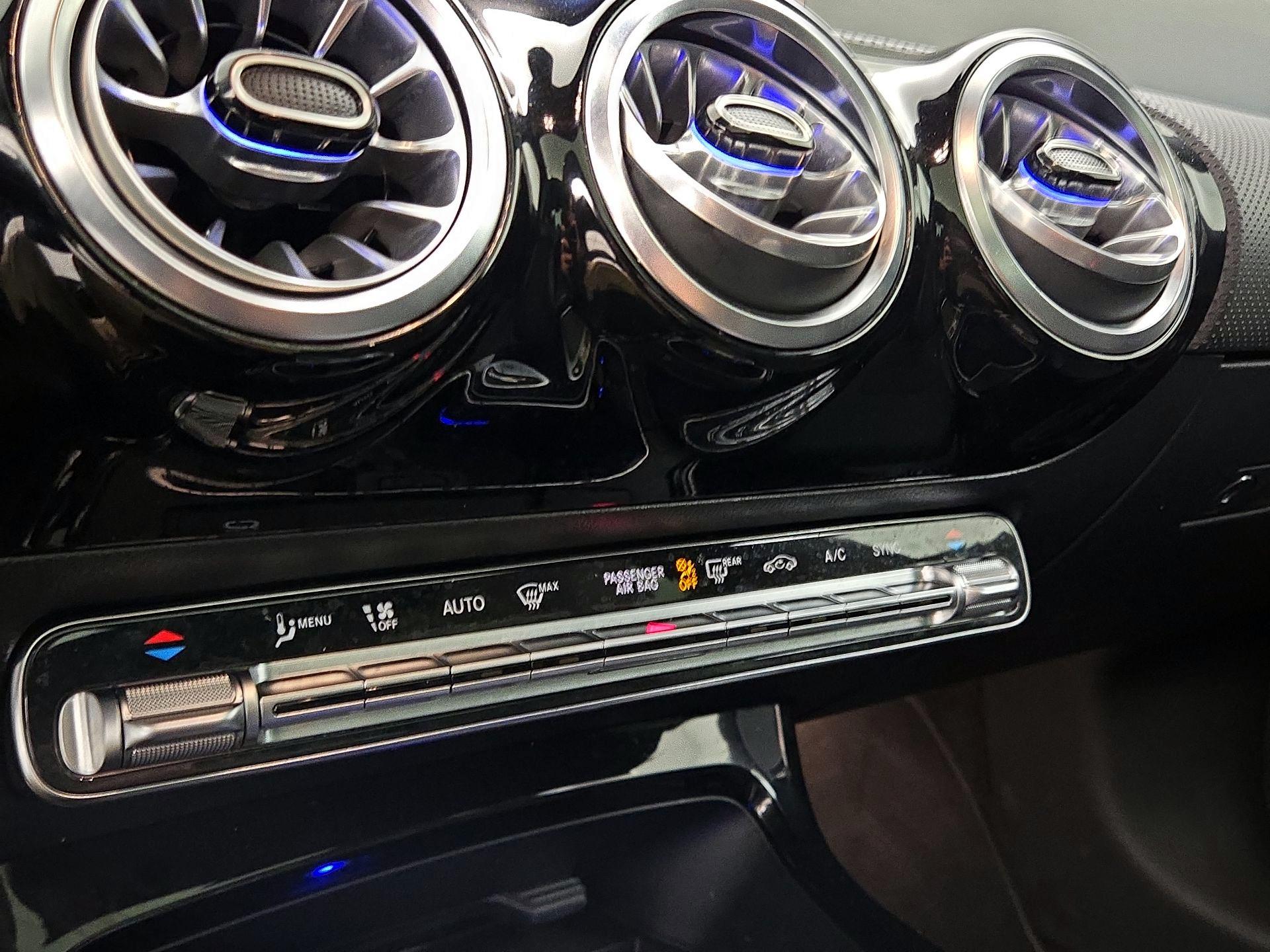 Thumbnail: 2024 Mercedes-Benz CLA - 16