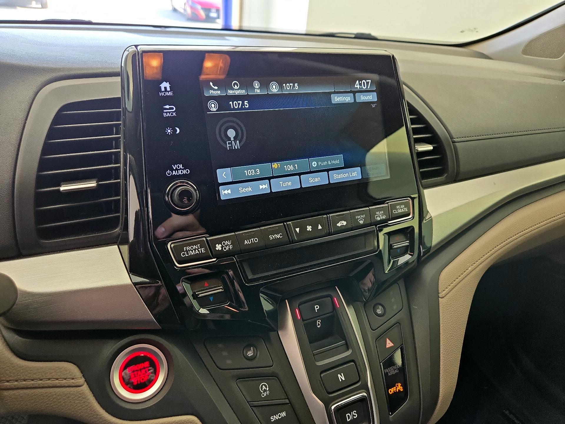 Thumbnail: 2020 Honda Odyssey - 16