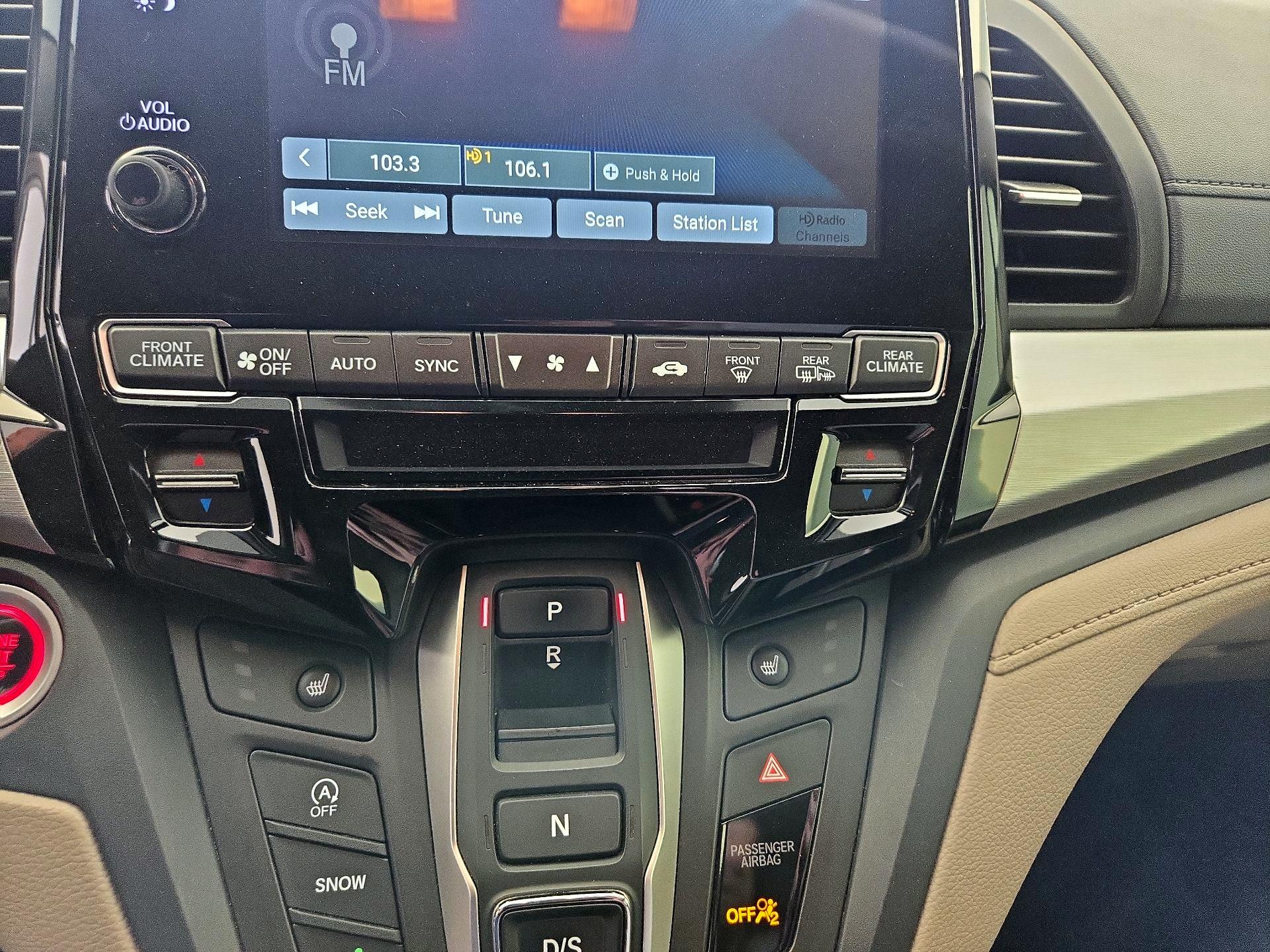 Thumbnail: 2020 Honda Odyssey - 17