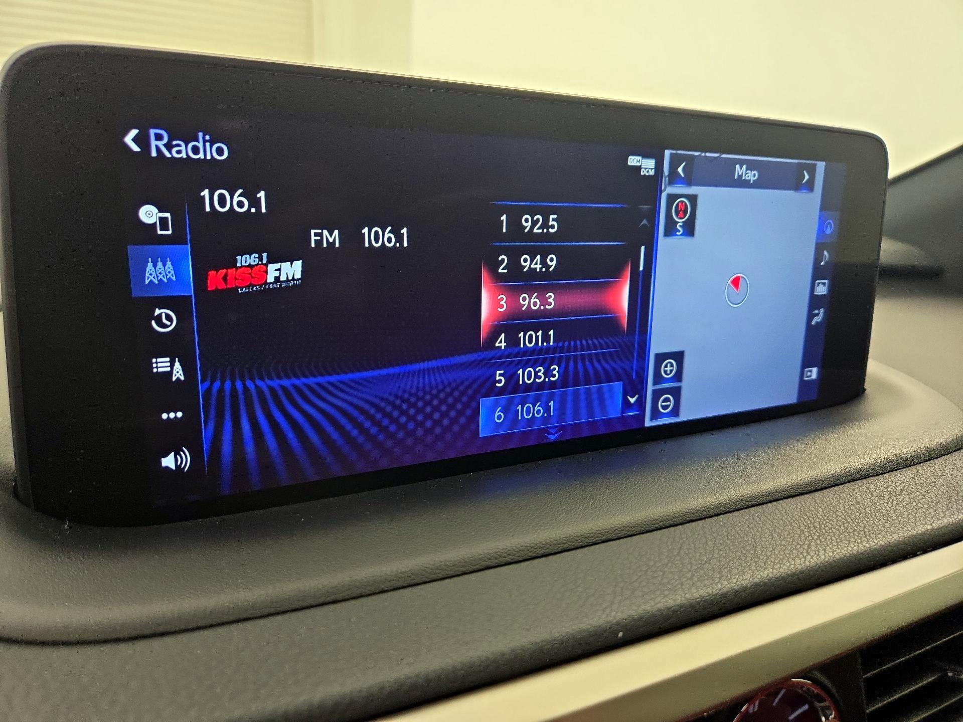 Thumbnail: 2022 Lexus RX - 16