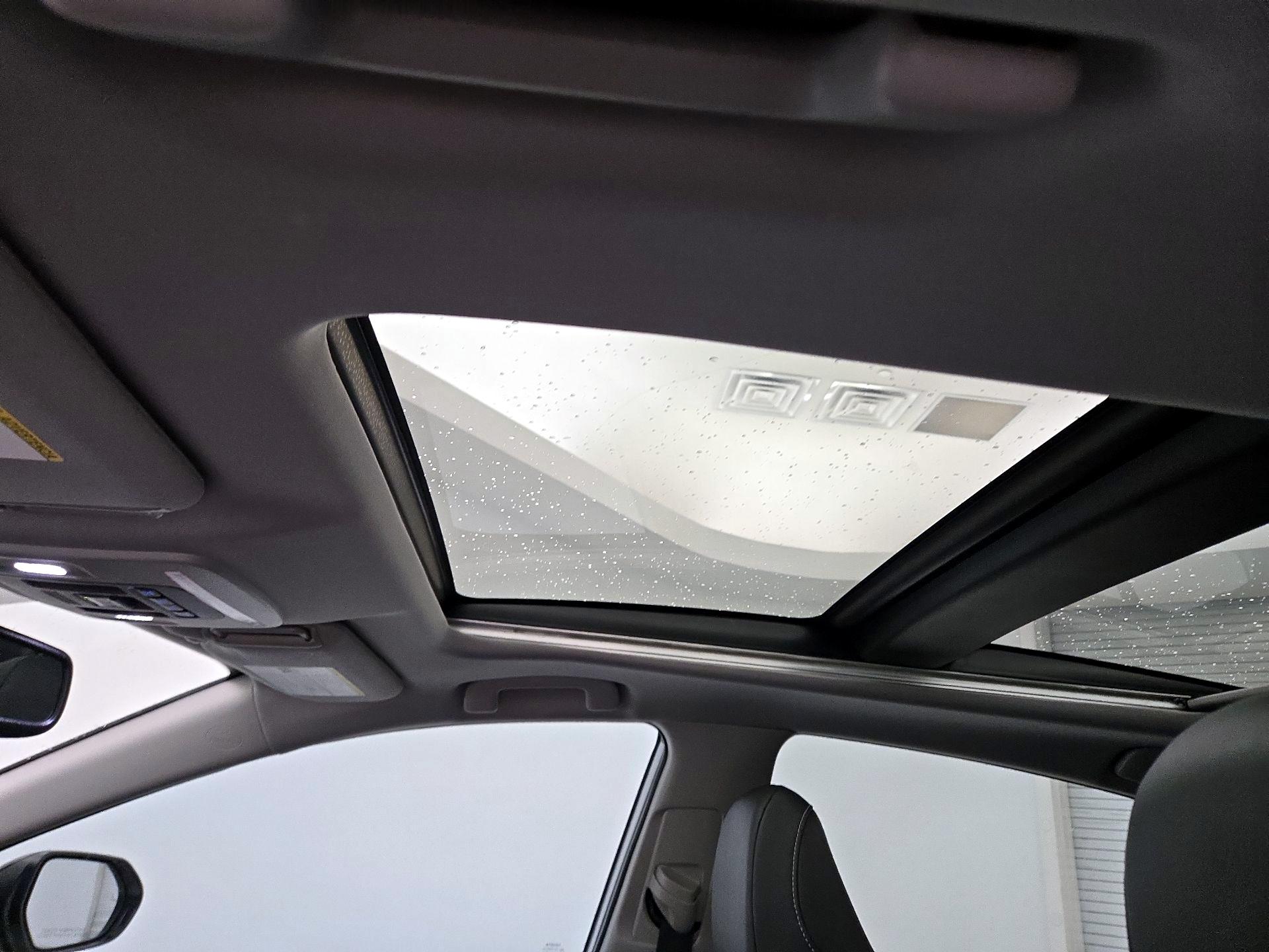 Thumbnail: 2020 Toyota Camry - 20