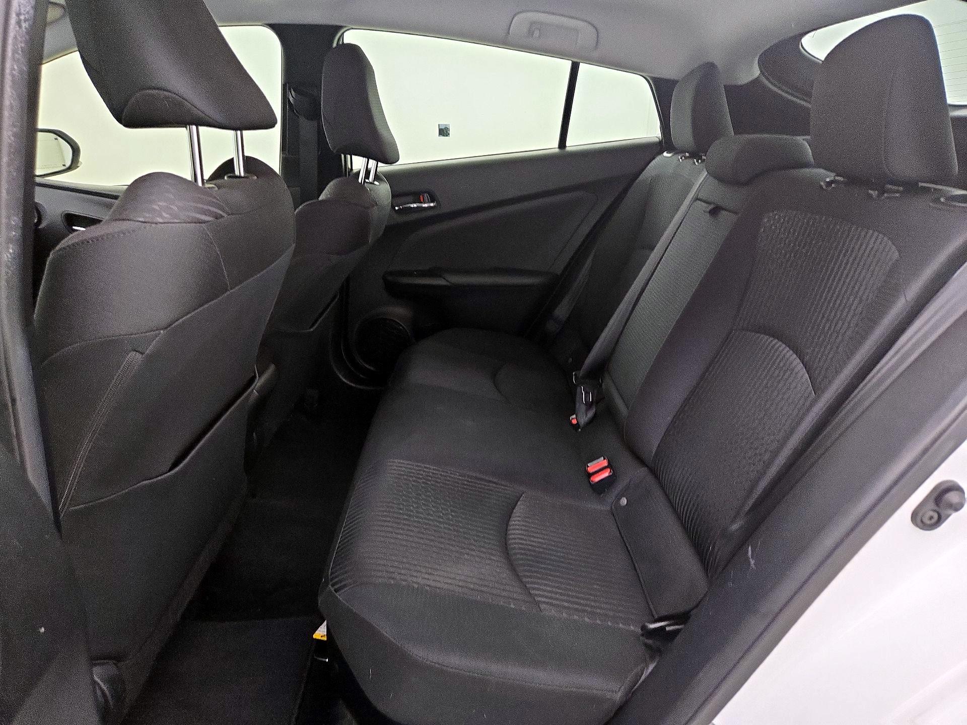 Thumbnail: 2016 Toyota Prius - 19