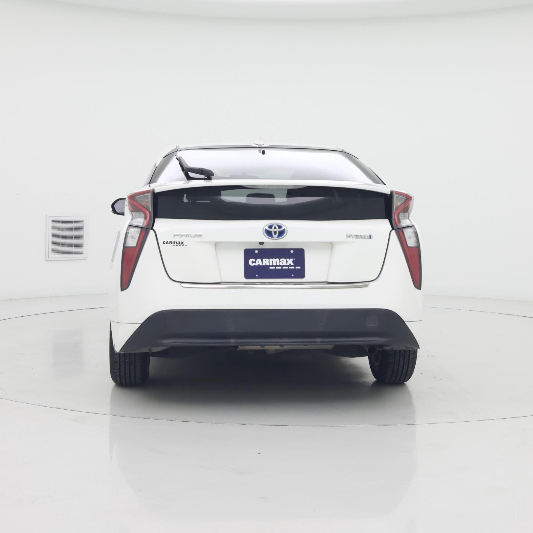 Thumbnail: 2016 Toyota Prius - 6