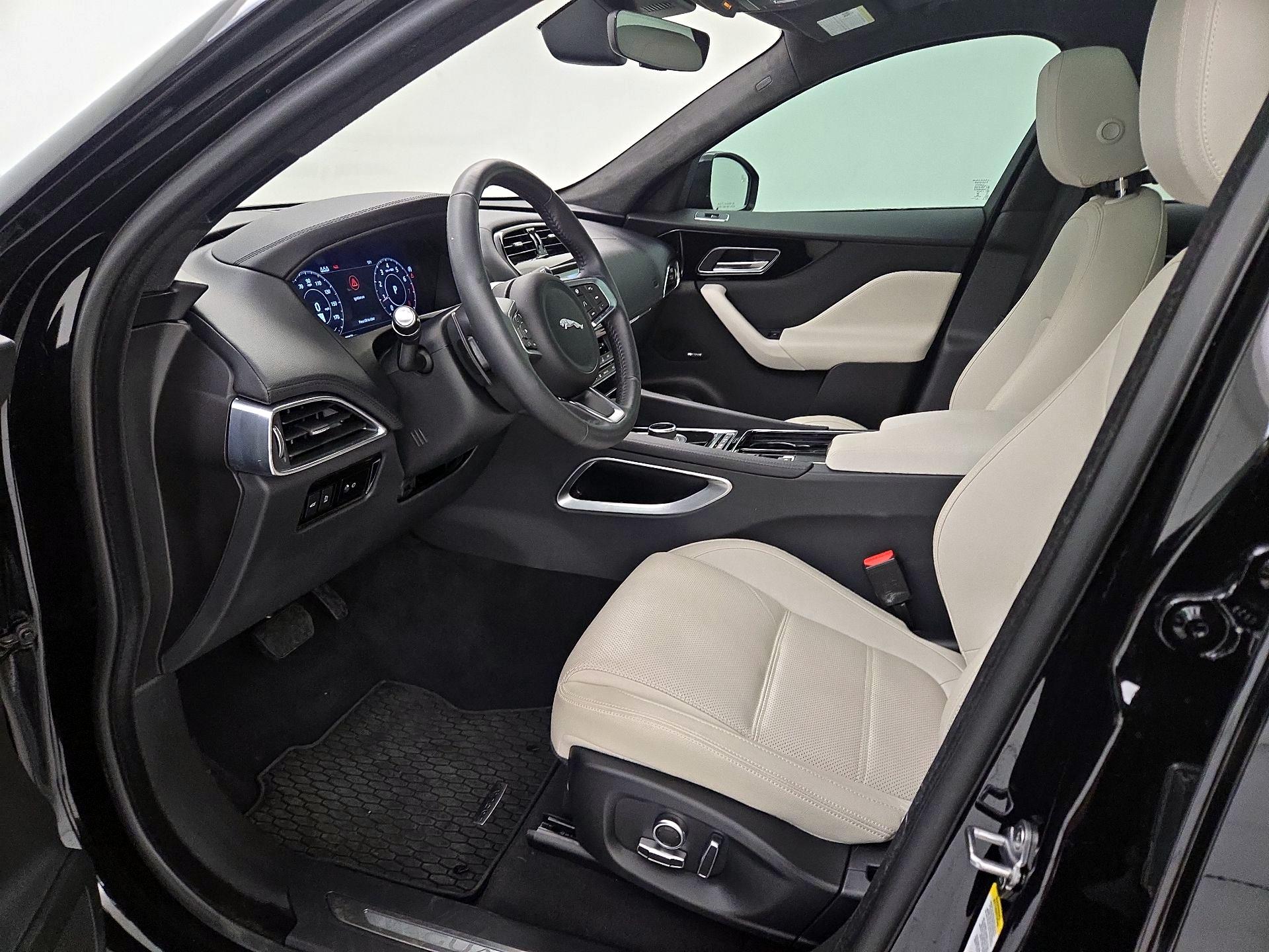 Thumbnail: 2020 Jaguar F-Pace - 11