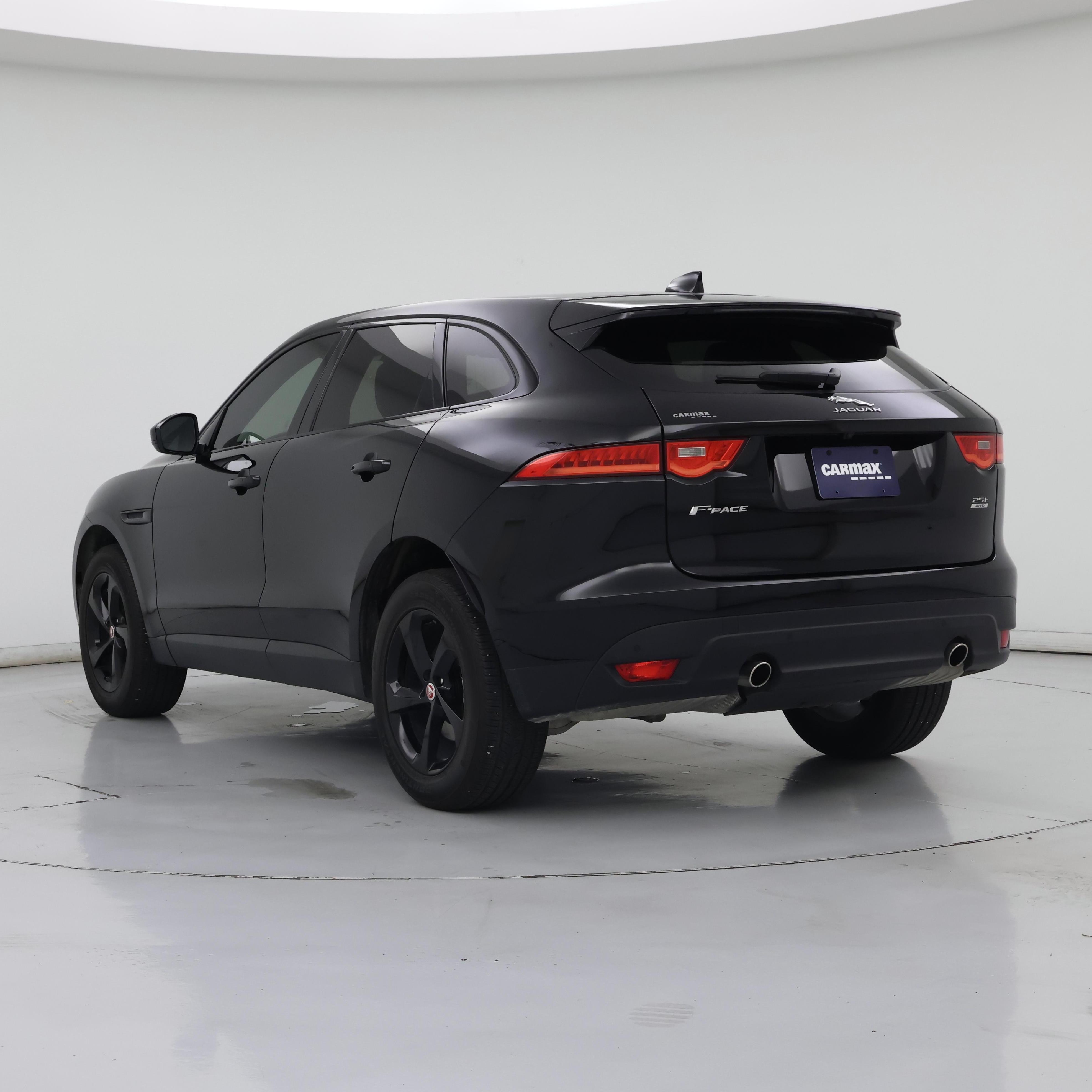 Thumbnail: 2020 Jaguar F-Pace - 2