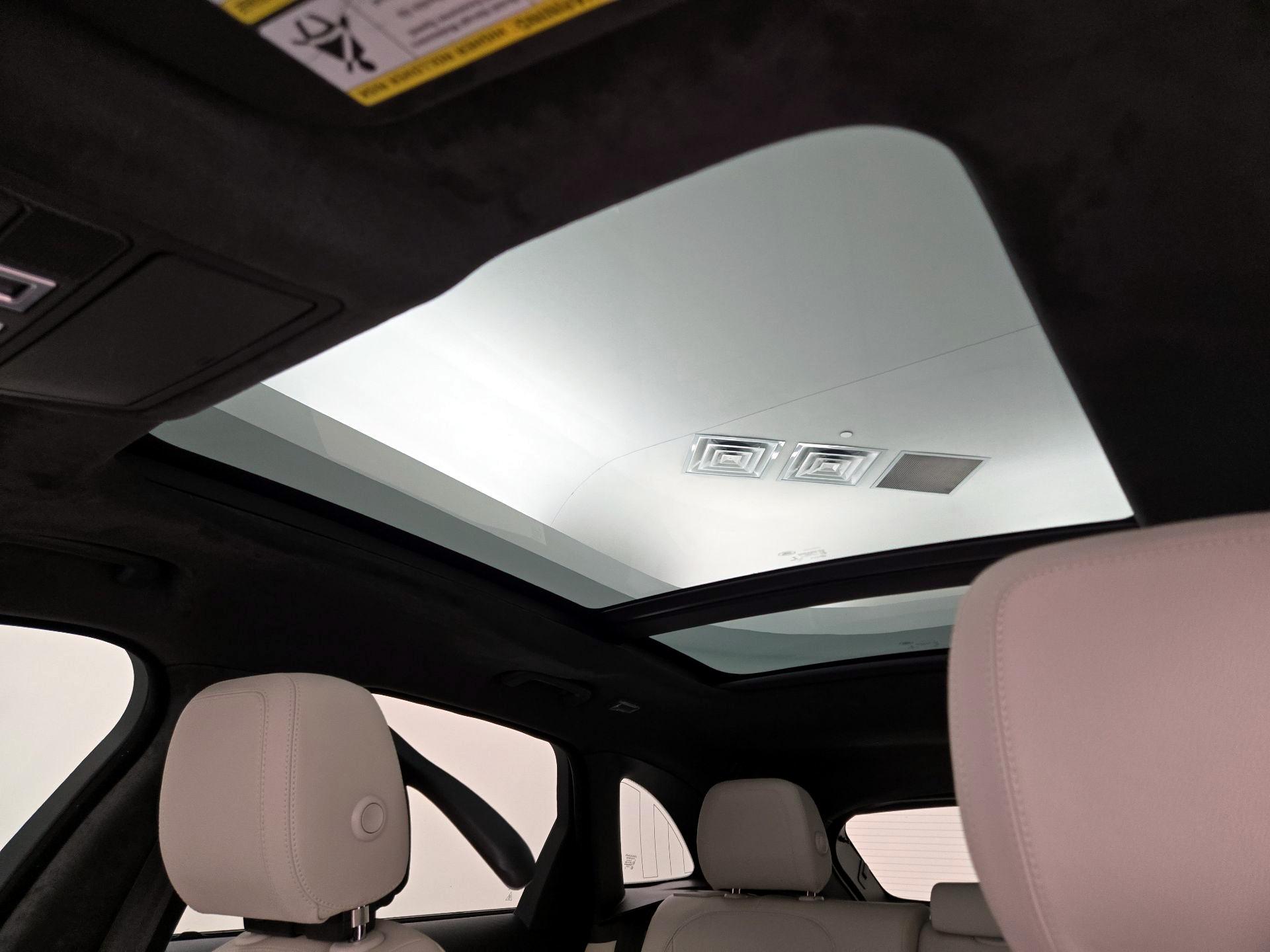 Thumbnail: 2020 Jaguar F-Pace - 20