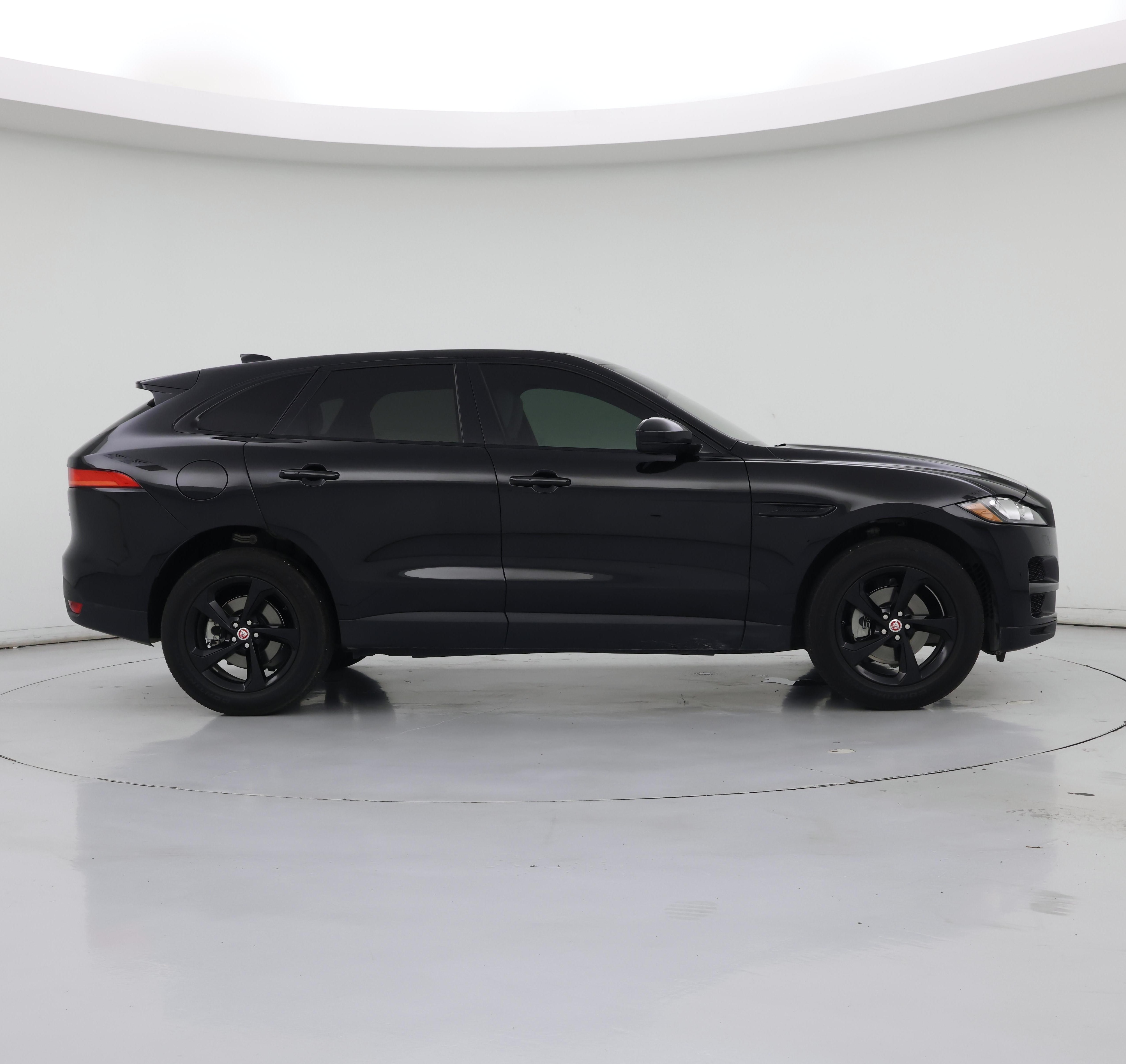 Thumbnail: 2020 Jaguar F-Pace - 7