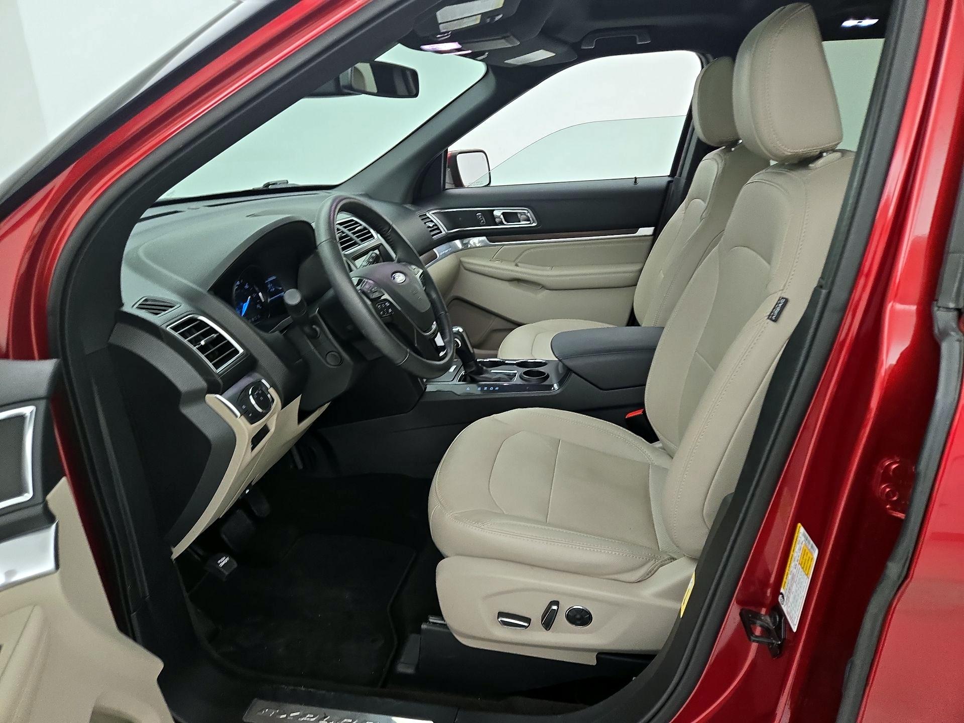 Thumbnail: 2018 Ford Explorer - 11