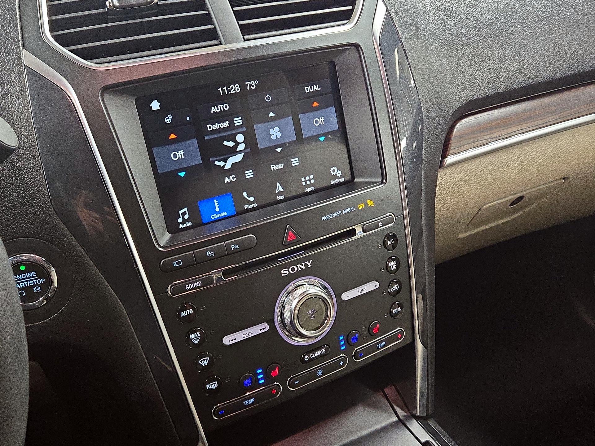 Thumbnail: 2018 Ford Explorer - 17