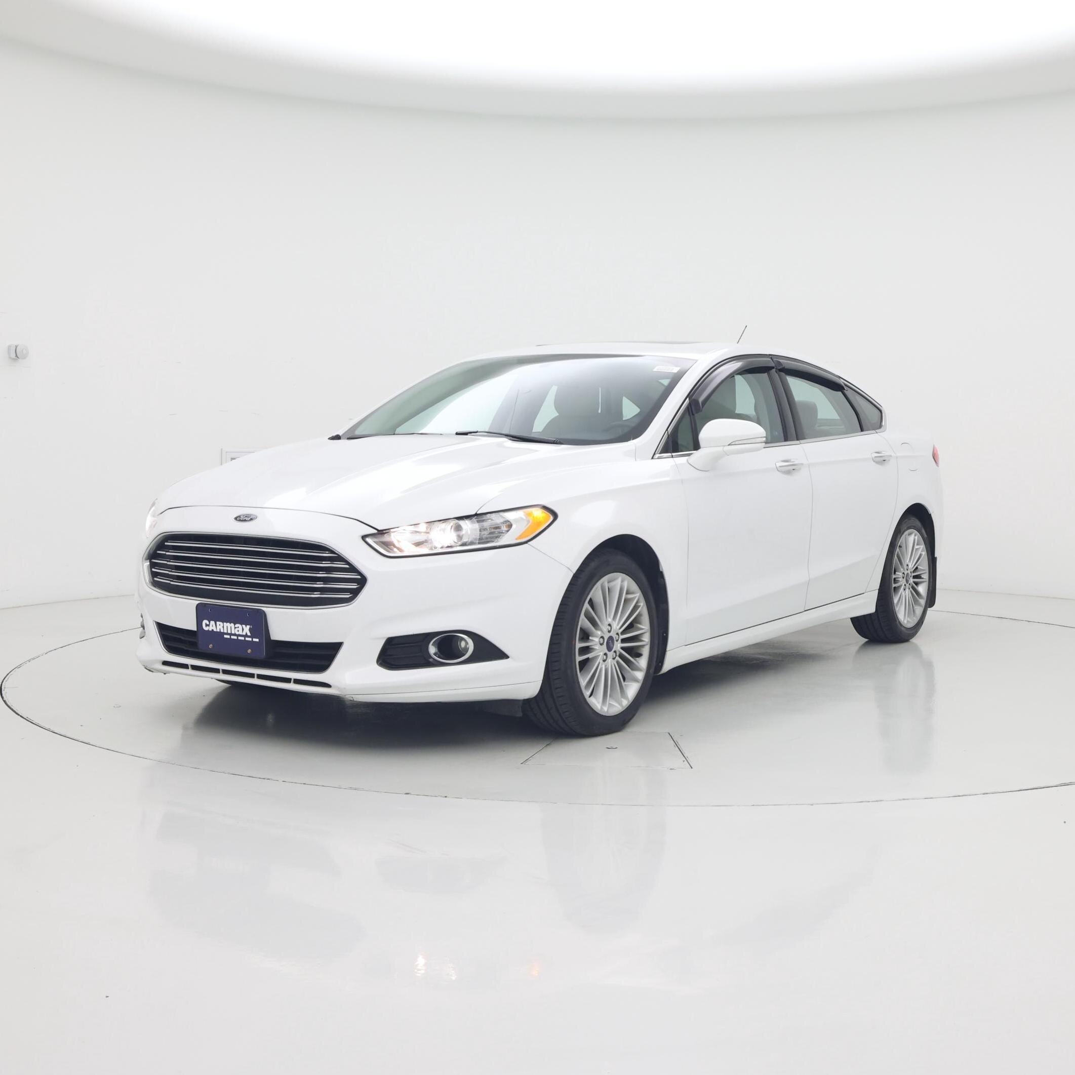 Thumbnail: 2015 Ford Fusion - 4