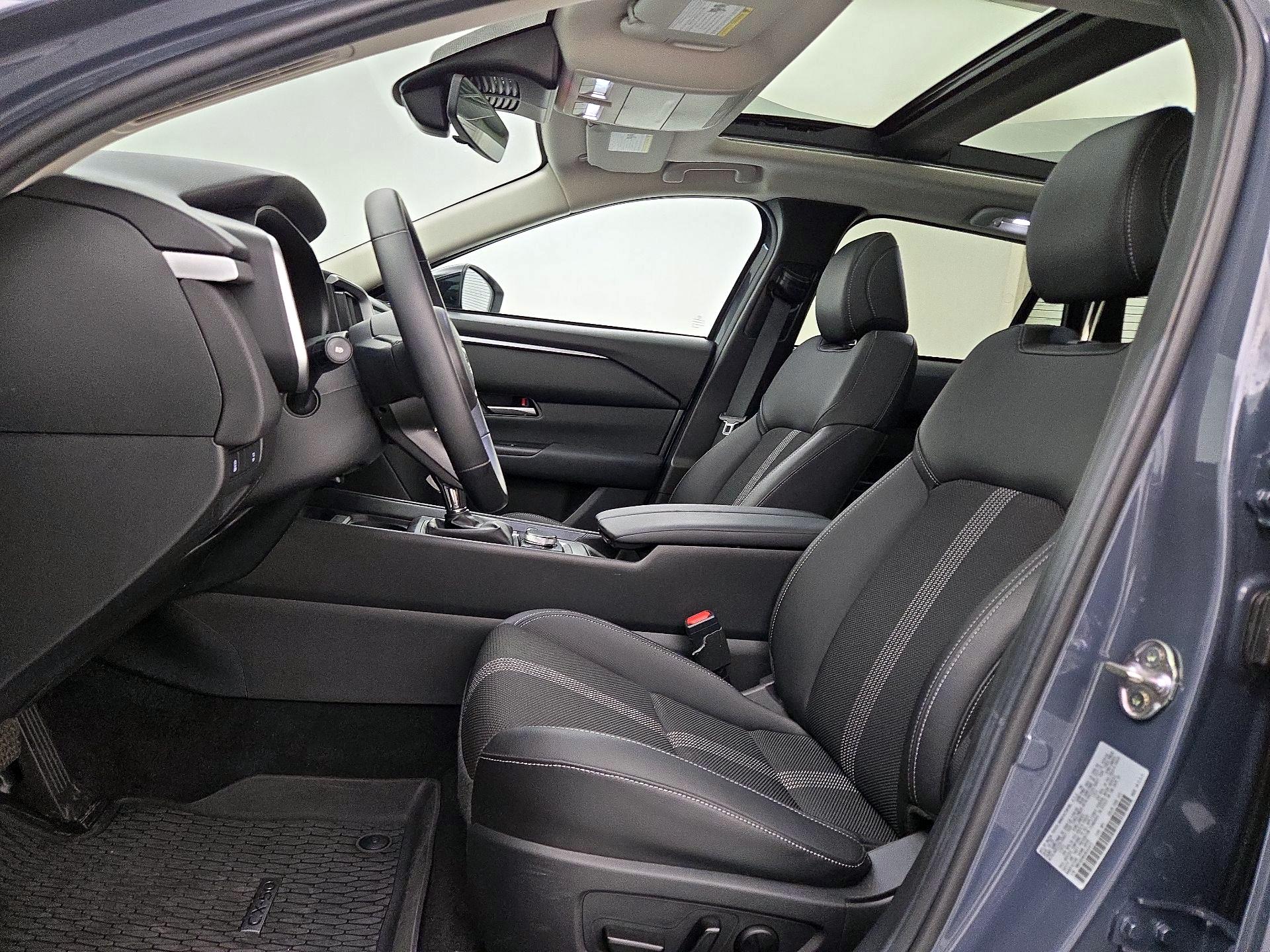 Thumbnail: 2025 Mazda CX-50 - 11