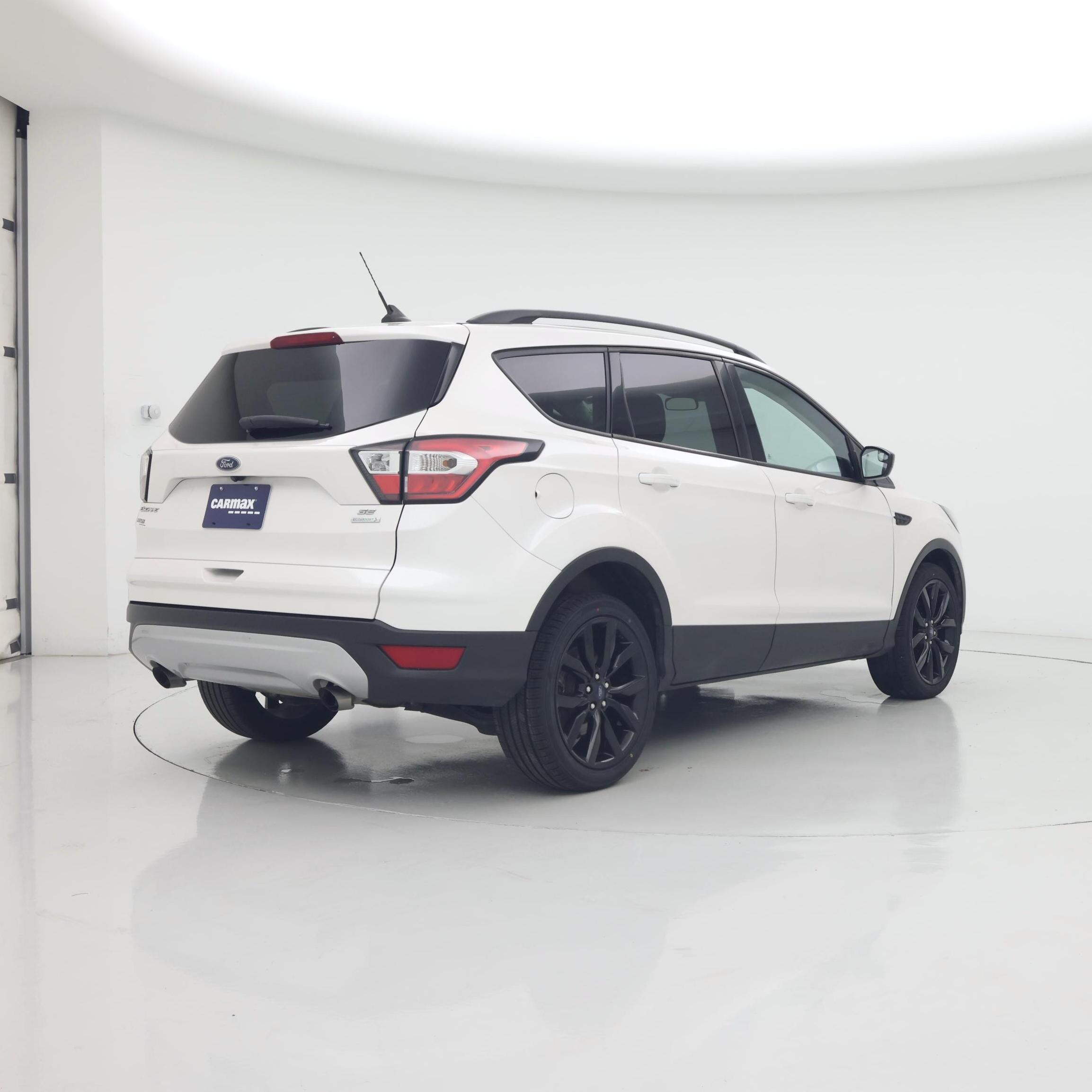 Thumbnail: 2018 Ford Escape - 8