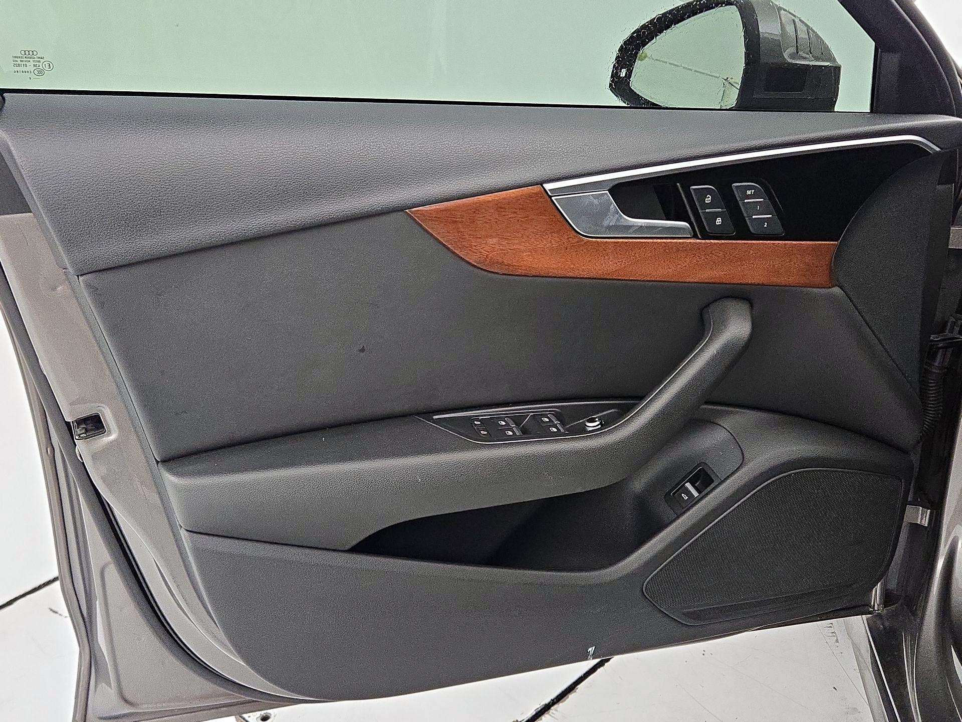 Thumbnail: 2020 Audi A4 - 12