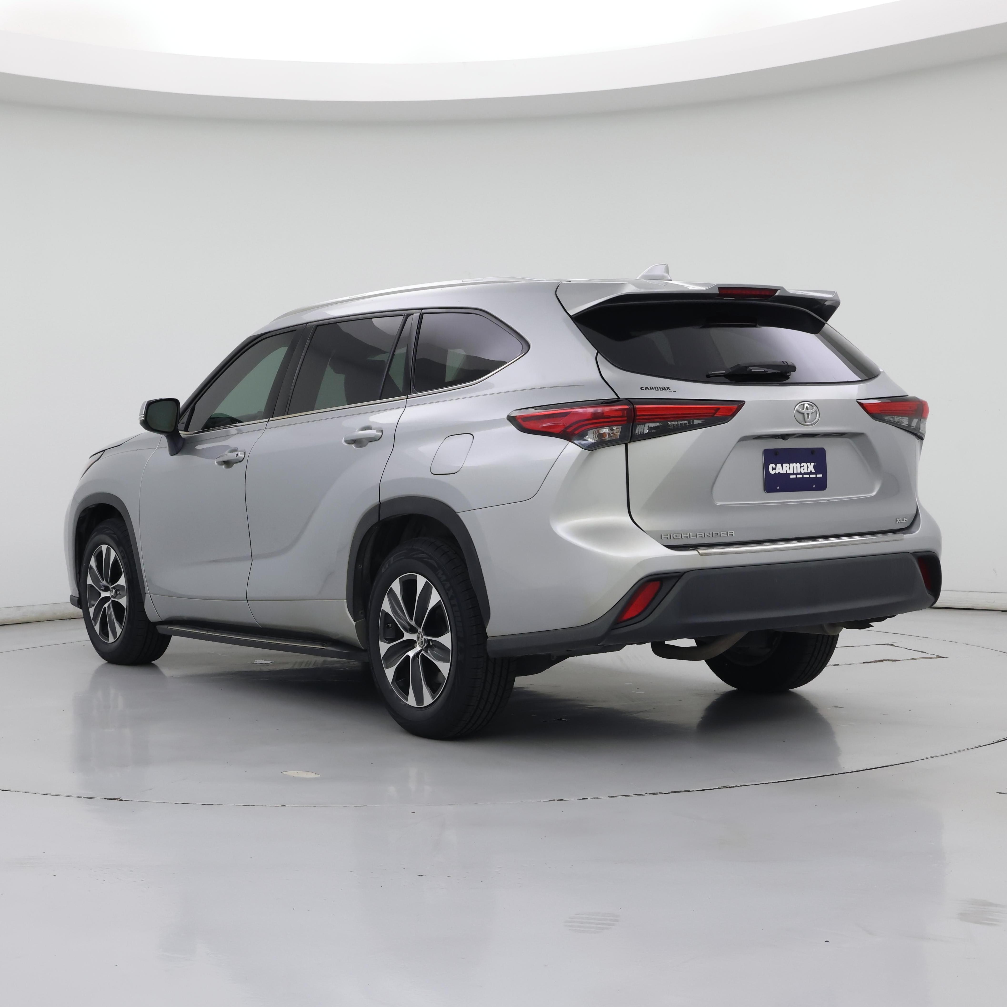 Thumbnail: 2020 Toyota Highlander - 2