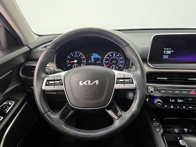 Steering Wheel & Instrument Cluster (On)