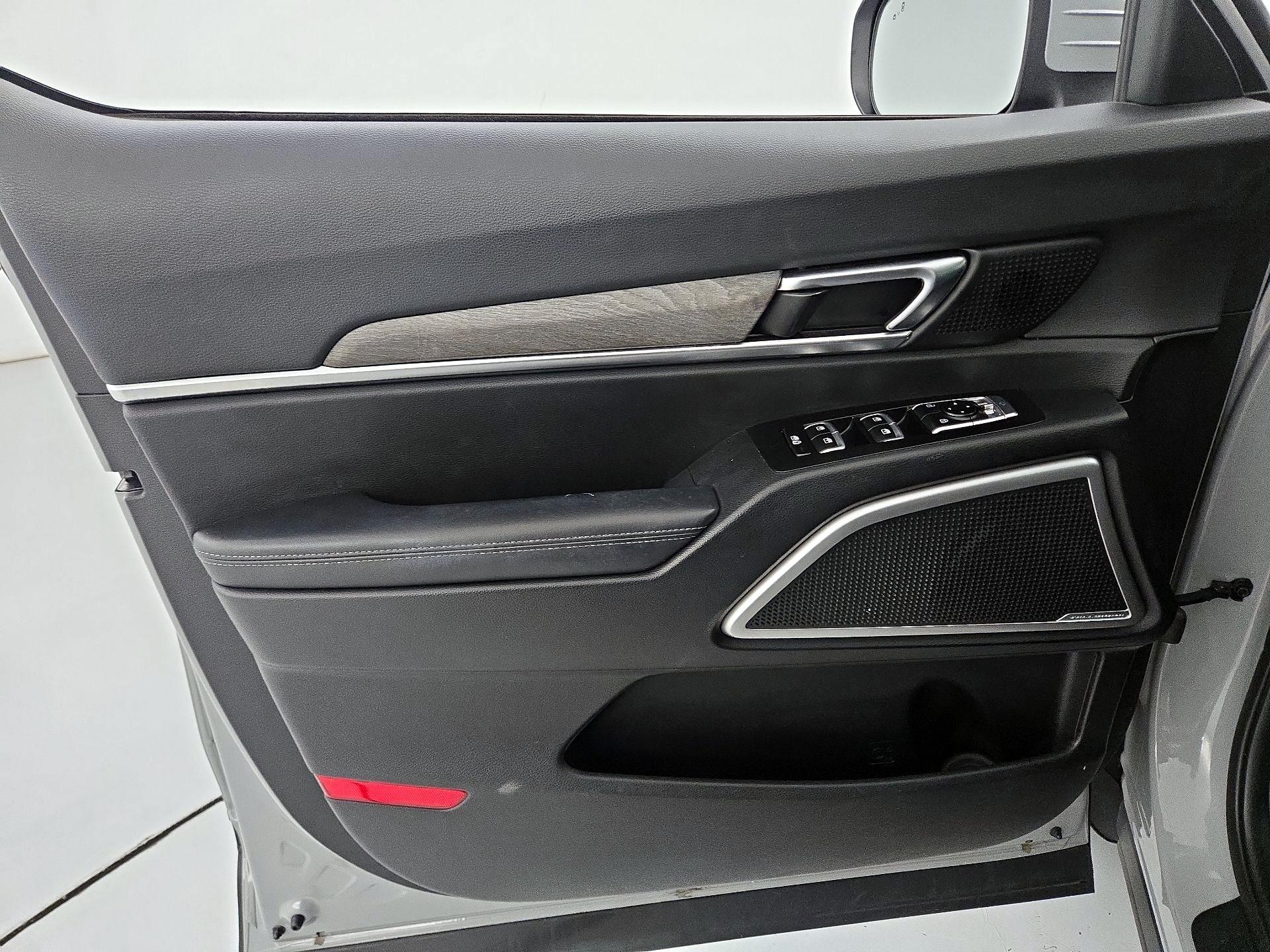 Thumbnail: 2022 Kia Telluride - 12