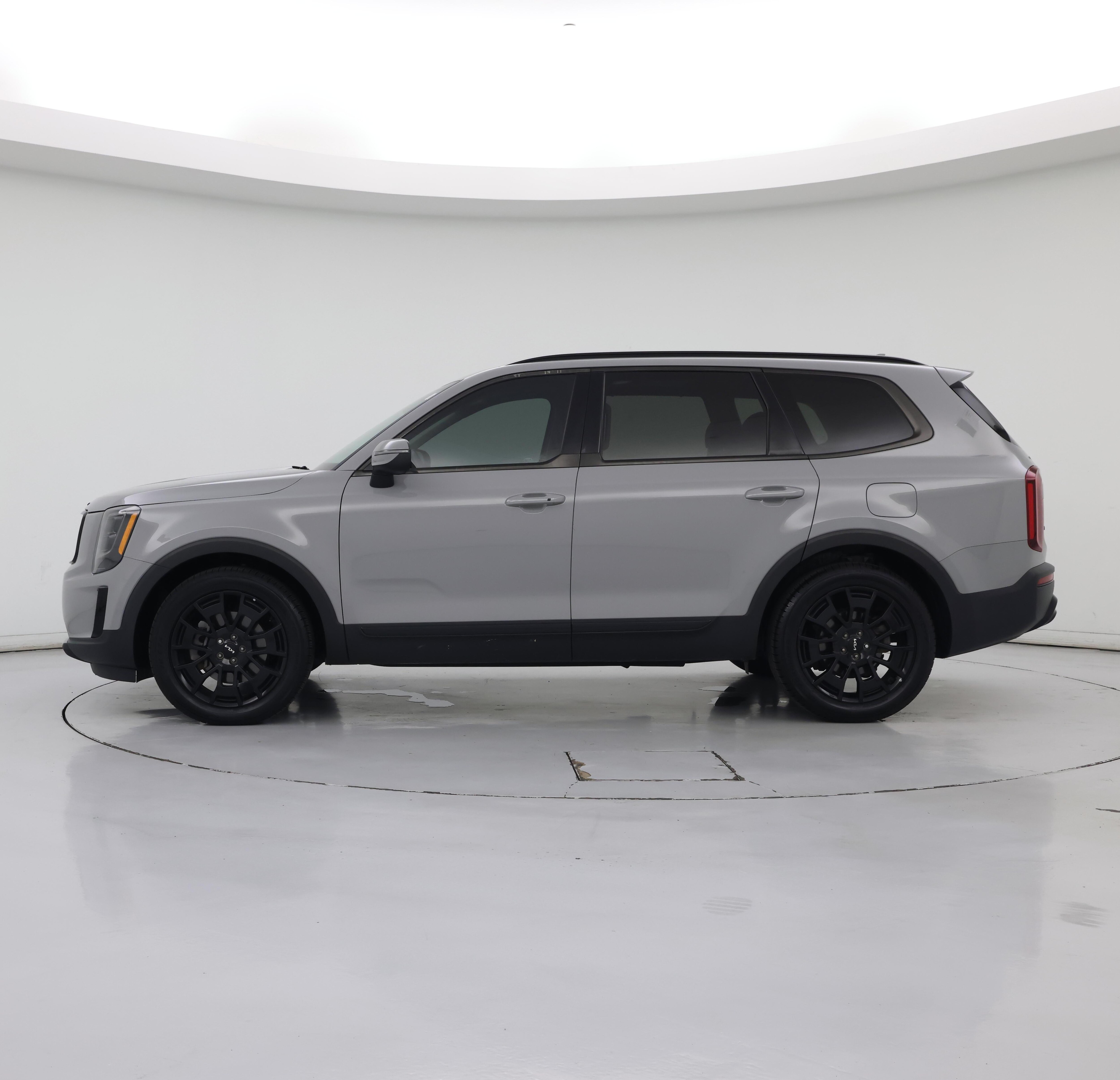 Thumbnail: 2022 Kia Telluride - 3