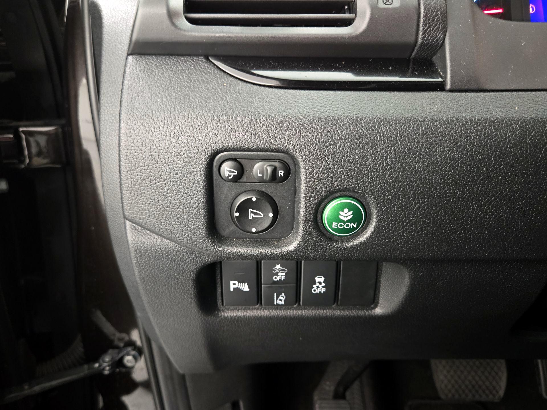 Thumbnail: 2019 Honda Passport - 13