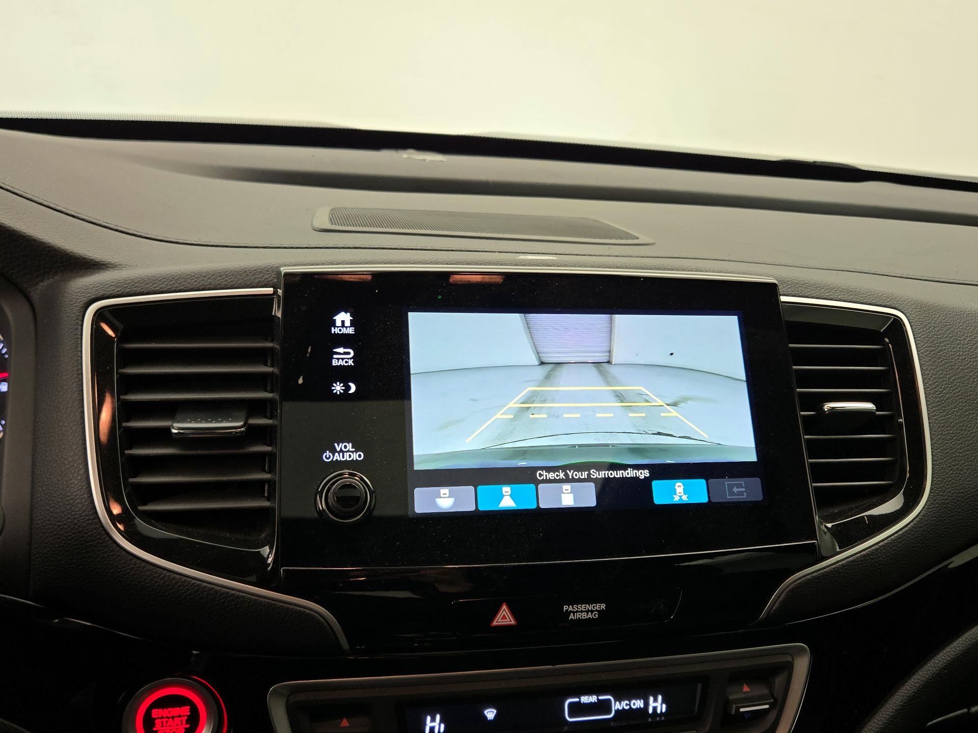 Thumbnail: 2019 Honda Passport - 15