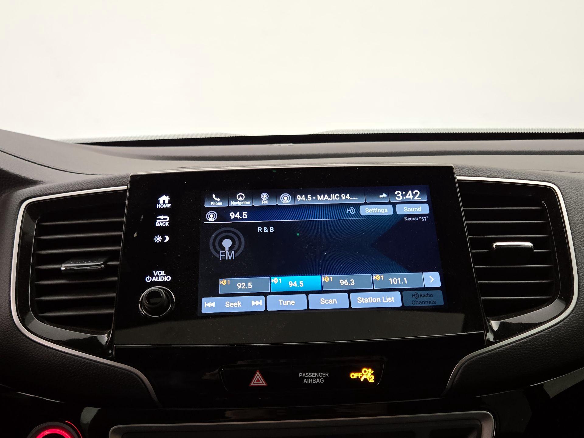 Thumbnail: 2019 Honda Passport - 16