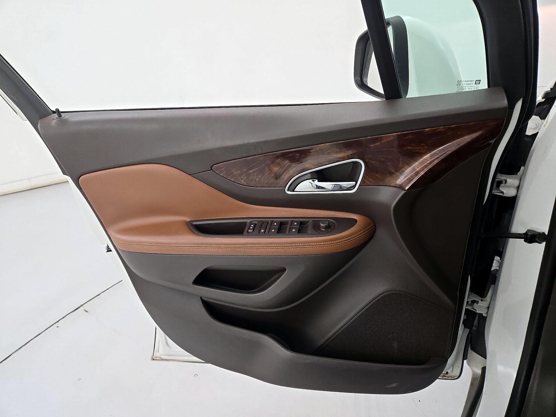 Thumbnail: 2015 Buick Encore - 12