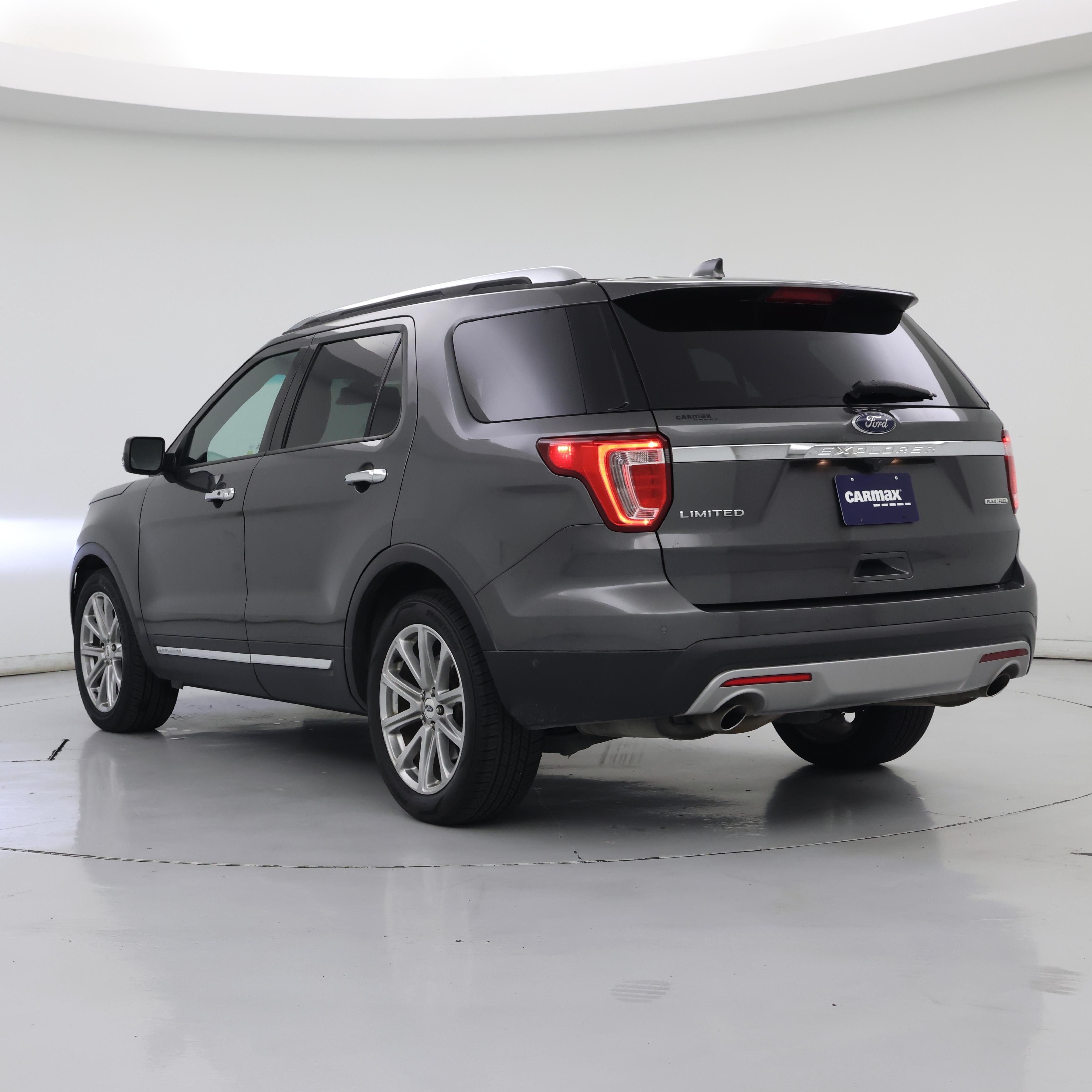 Thumbnail: 2016 Ford Explorer - 2