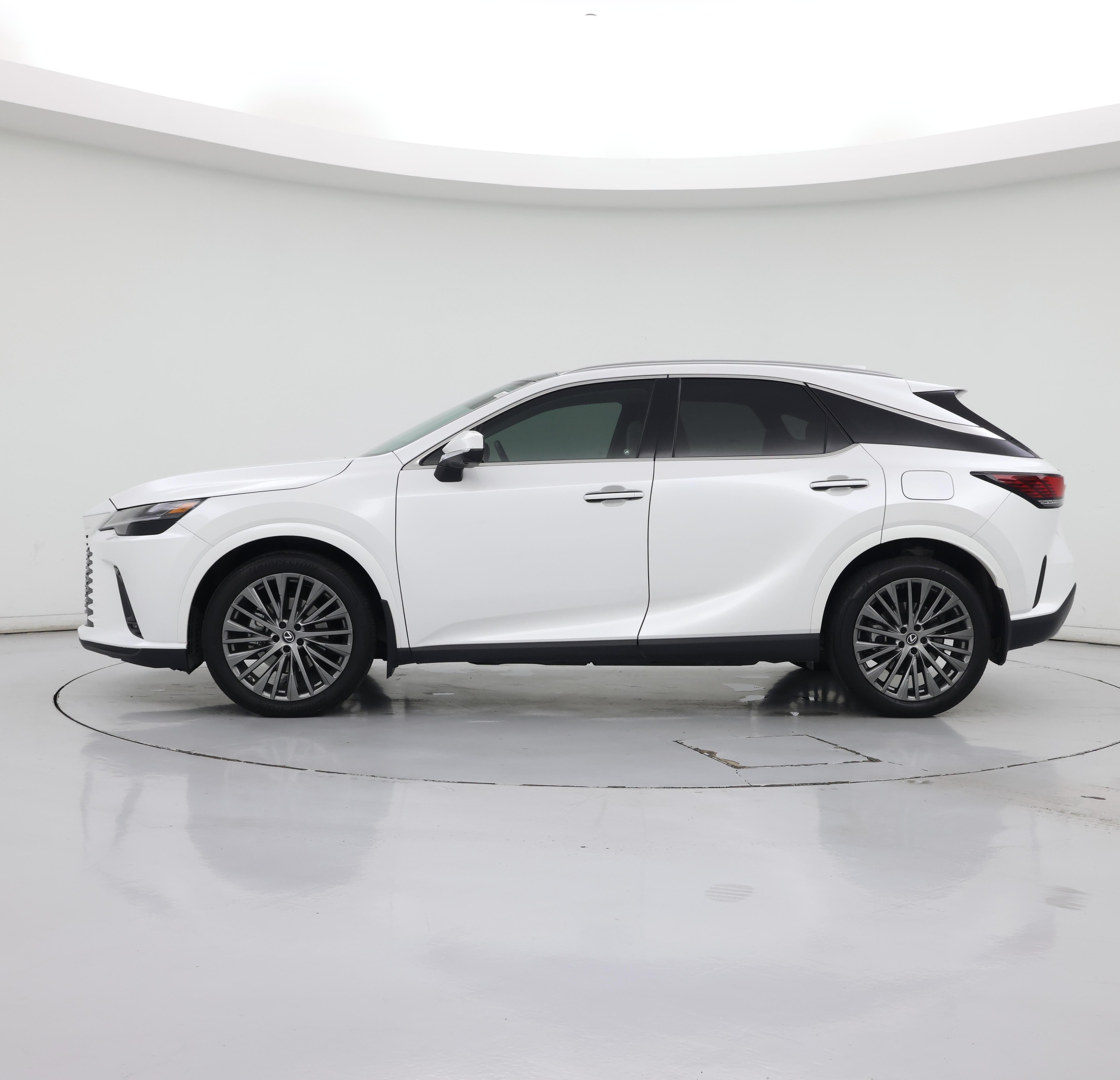 Thumbnail: 2024 Lexus RX - 3