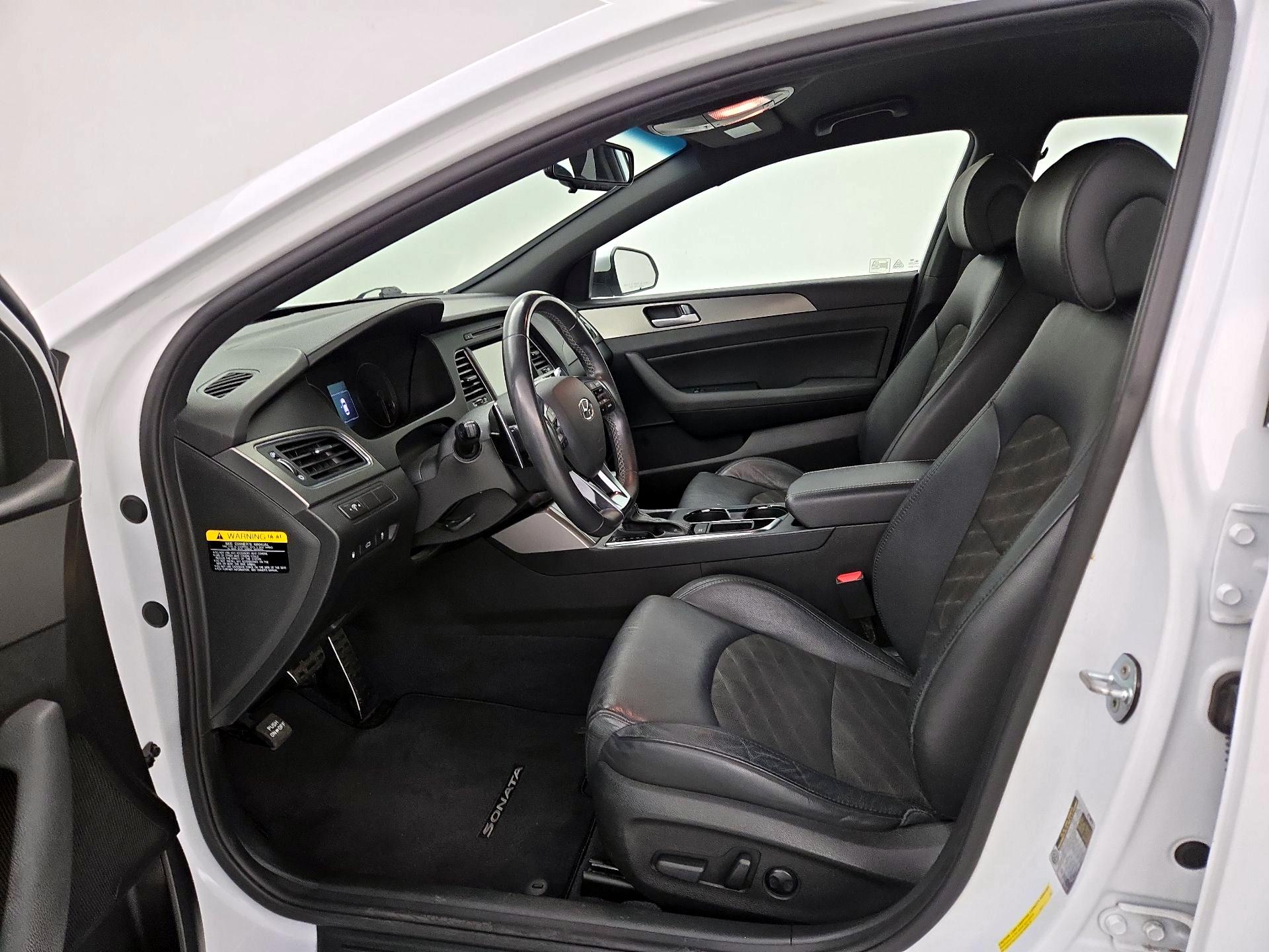 Thumbnail: 2017 Hyundai Sonata - 11