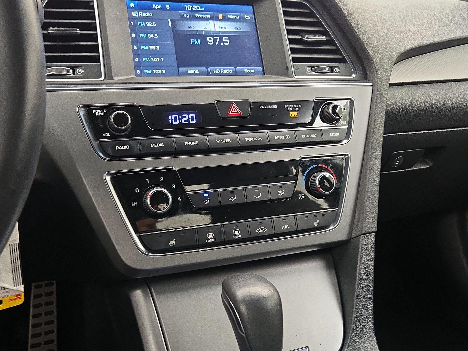 Thumbnail: 2017 Hyundai Sonata - 16