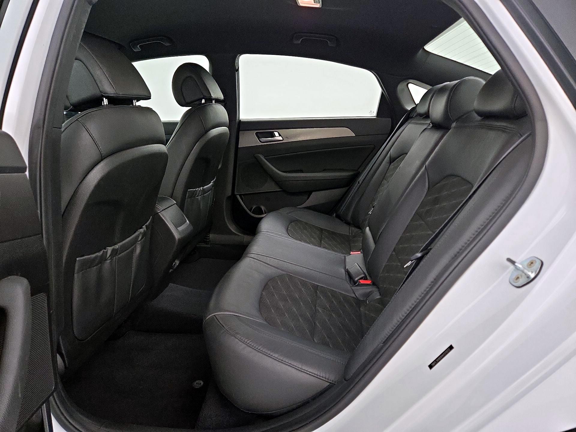 Thumbnail: 2017 Hyundai Sonata - 19