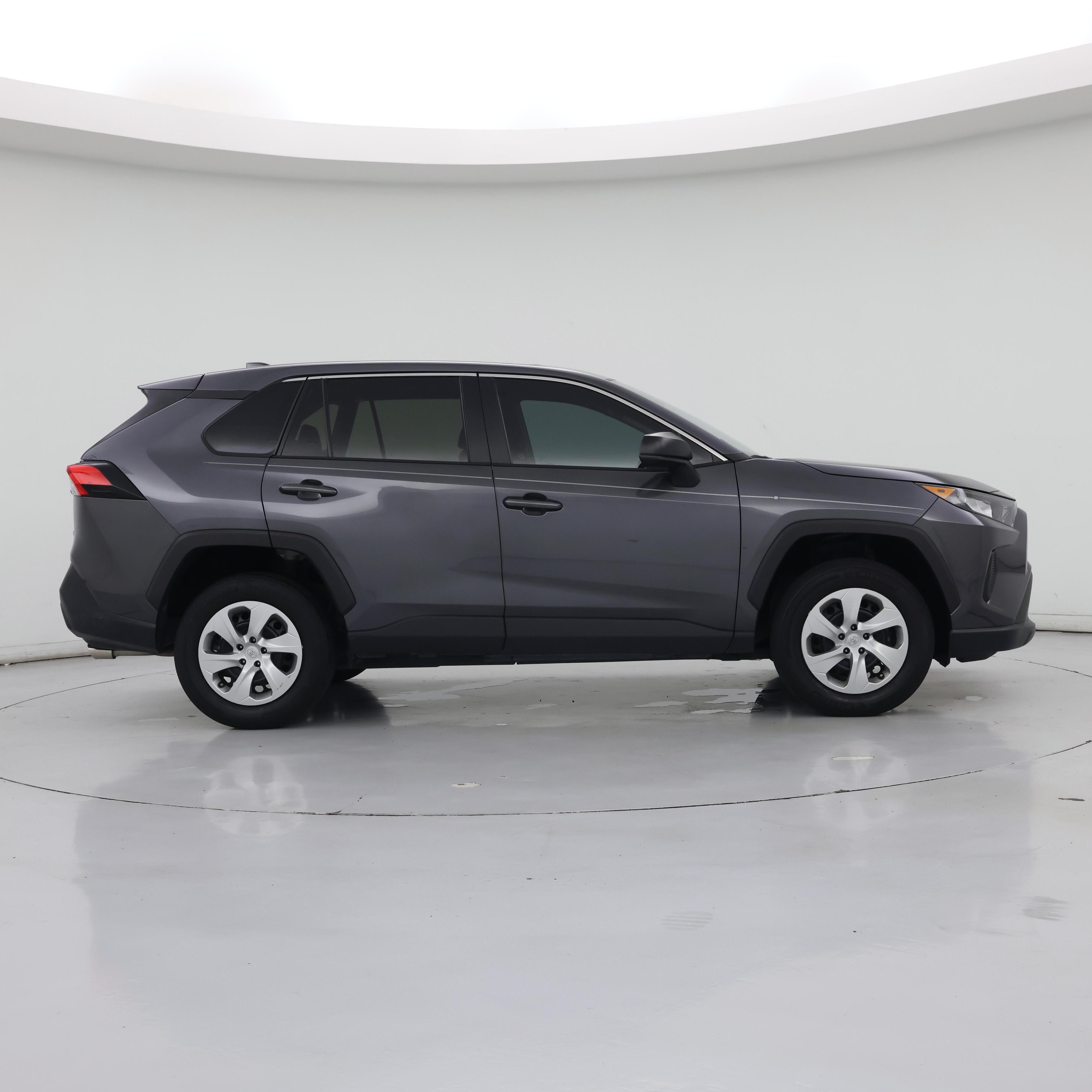 Thumbnail: 2022 Toyota RAV4 - 7