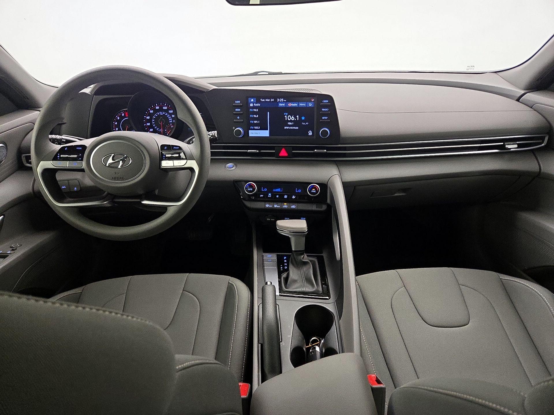 Thumbnail: 2023 Hyundai Elantra - 9