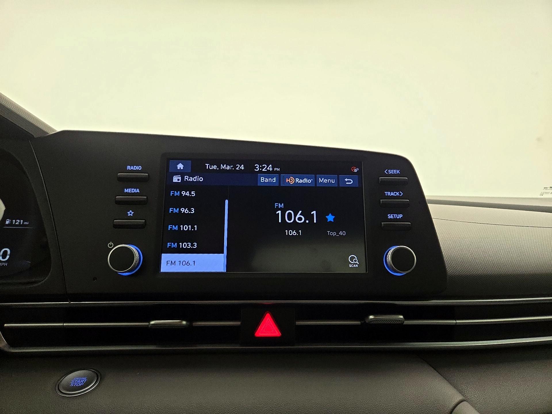 Thumbnail: 2023 Hyundai Elantra - 15