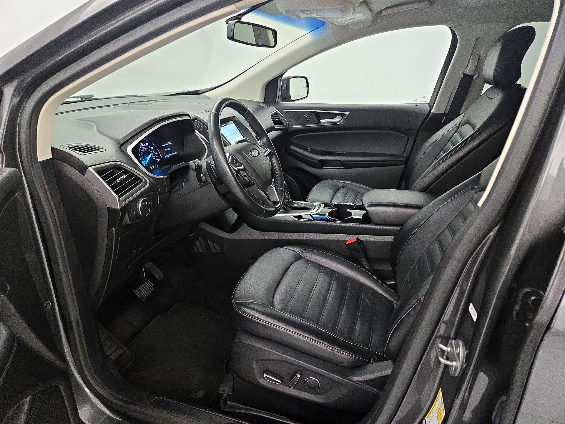 Thumbnail: 2018 Ford Edge - 11