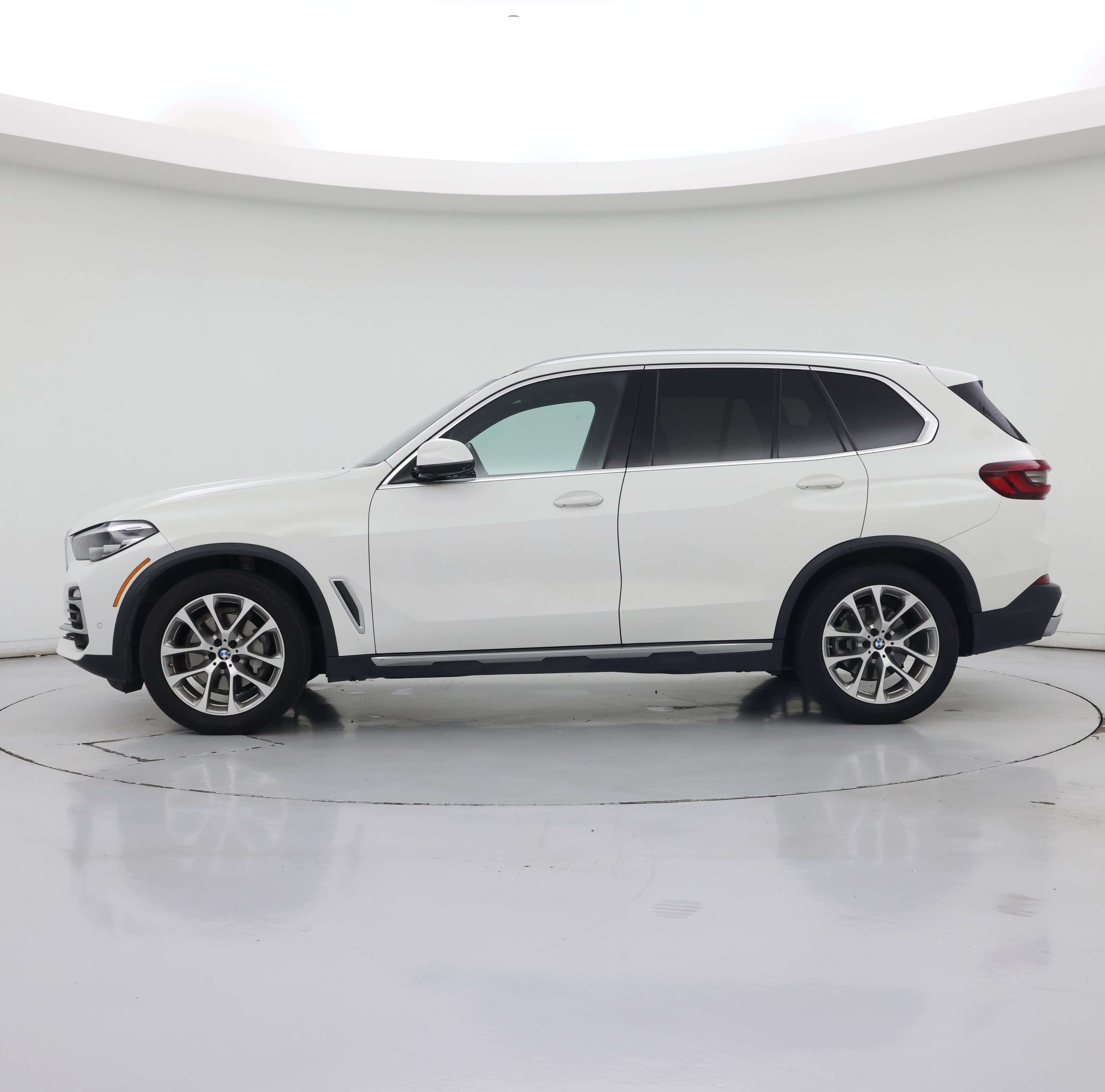 Thumbnail: 2020 BMW X5 - 3