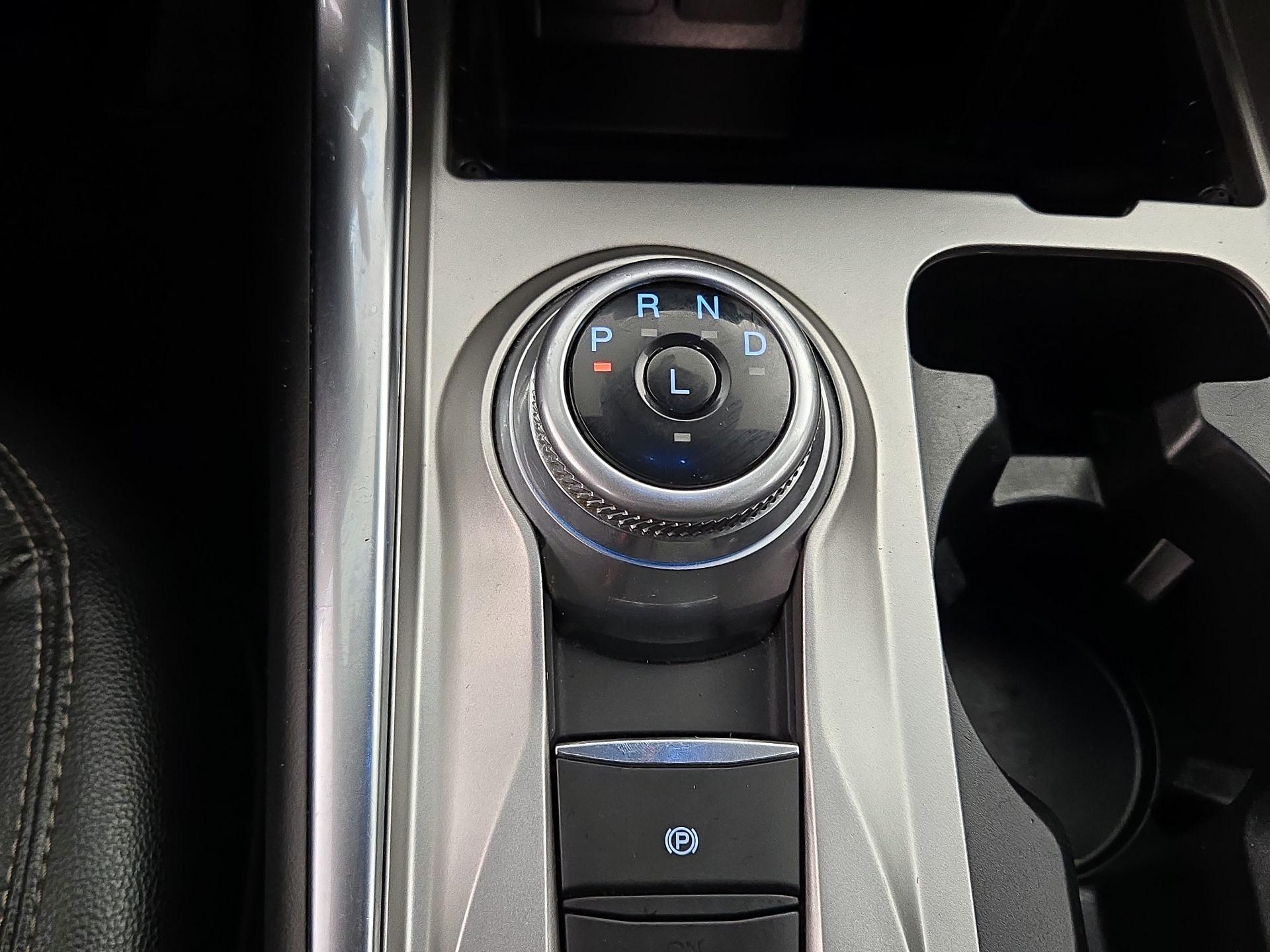 Thumbnail: 2021 Ford Explorer - 18