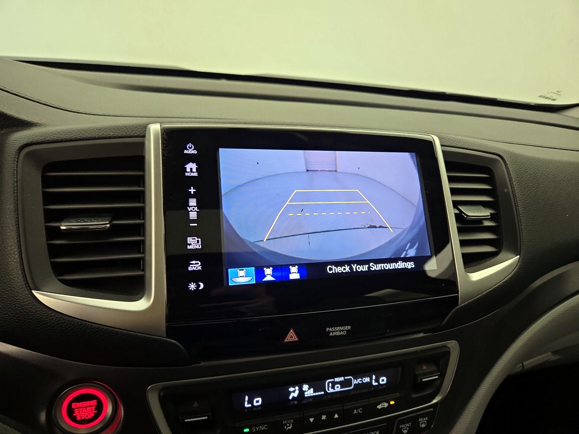 Thumbnail: 2018 Honda Pilot - 14