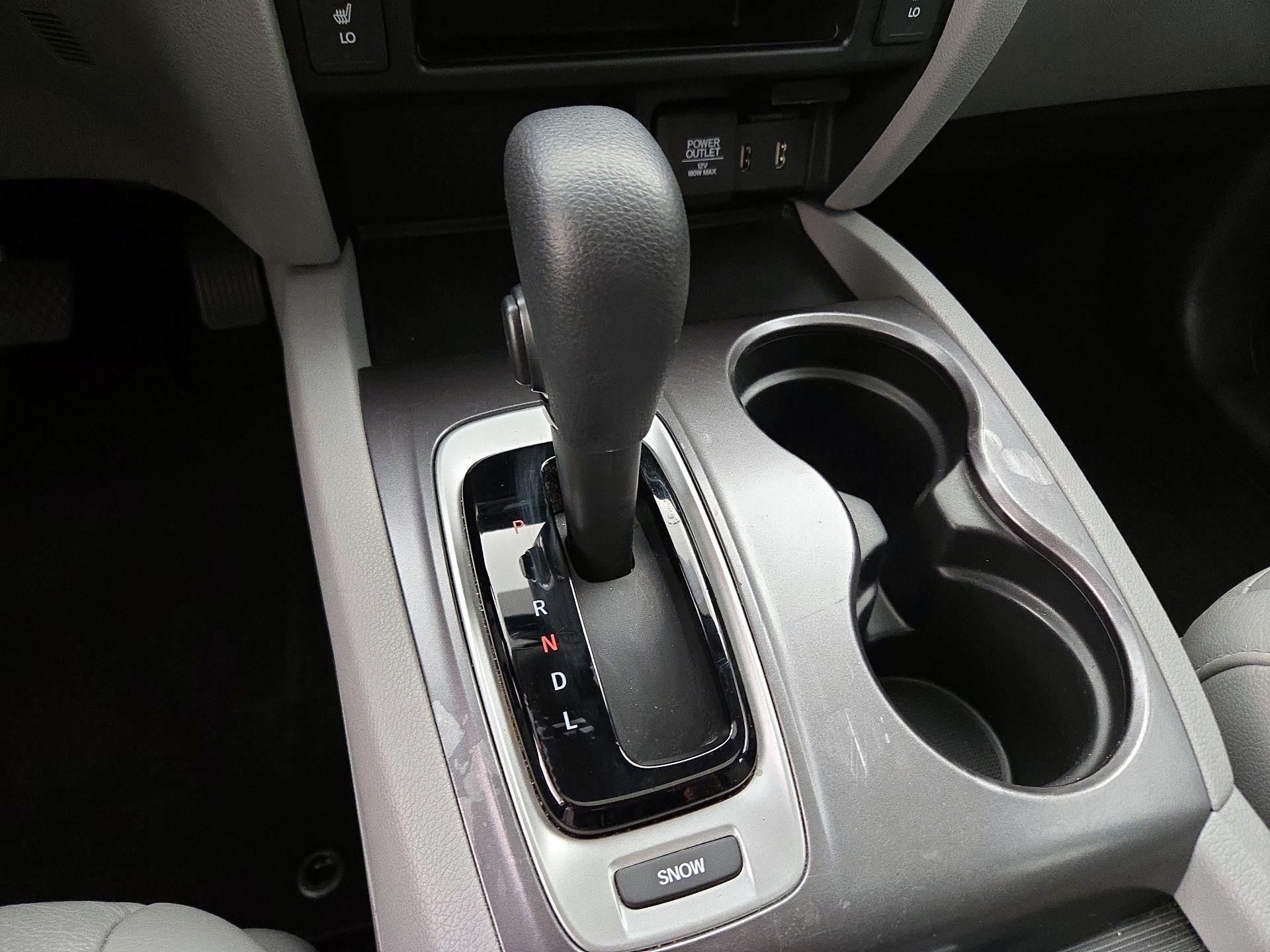 Thumbnail: 2018 Honda Pilot - 17