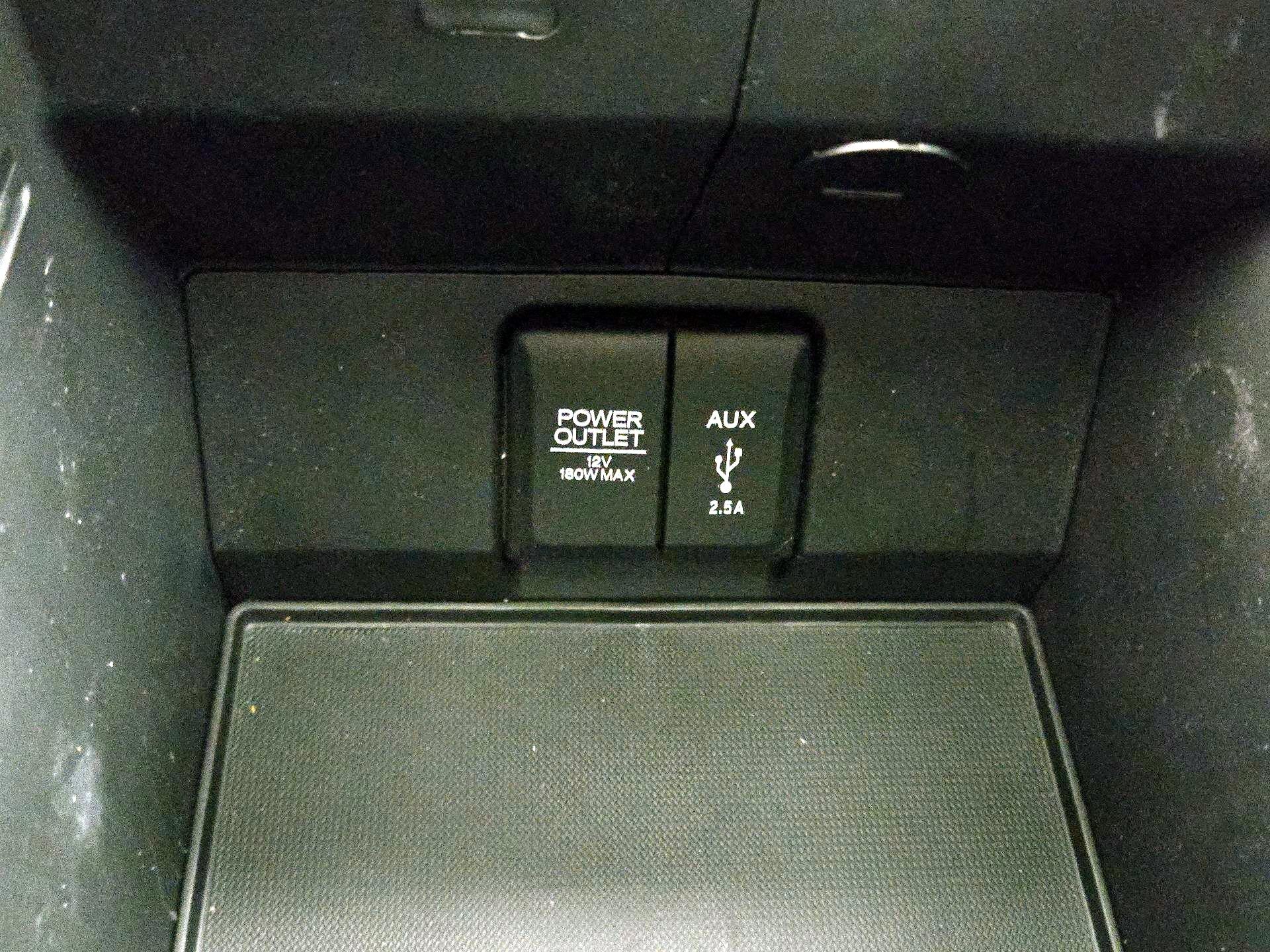 Thumbnail: 2018 Honda Pilot - 18