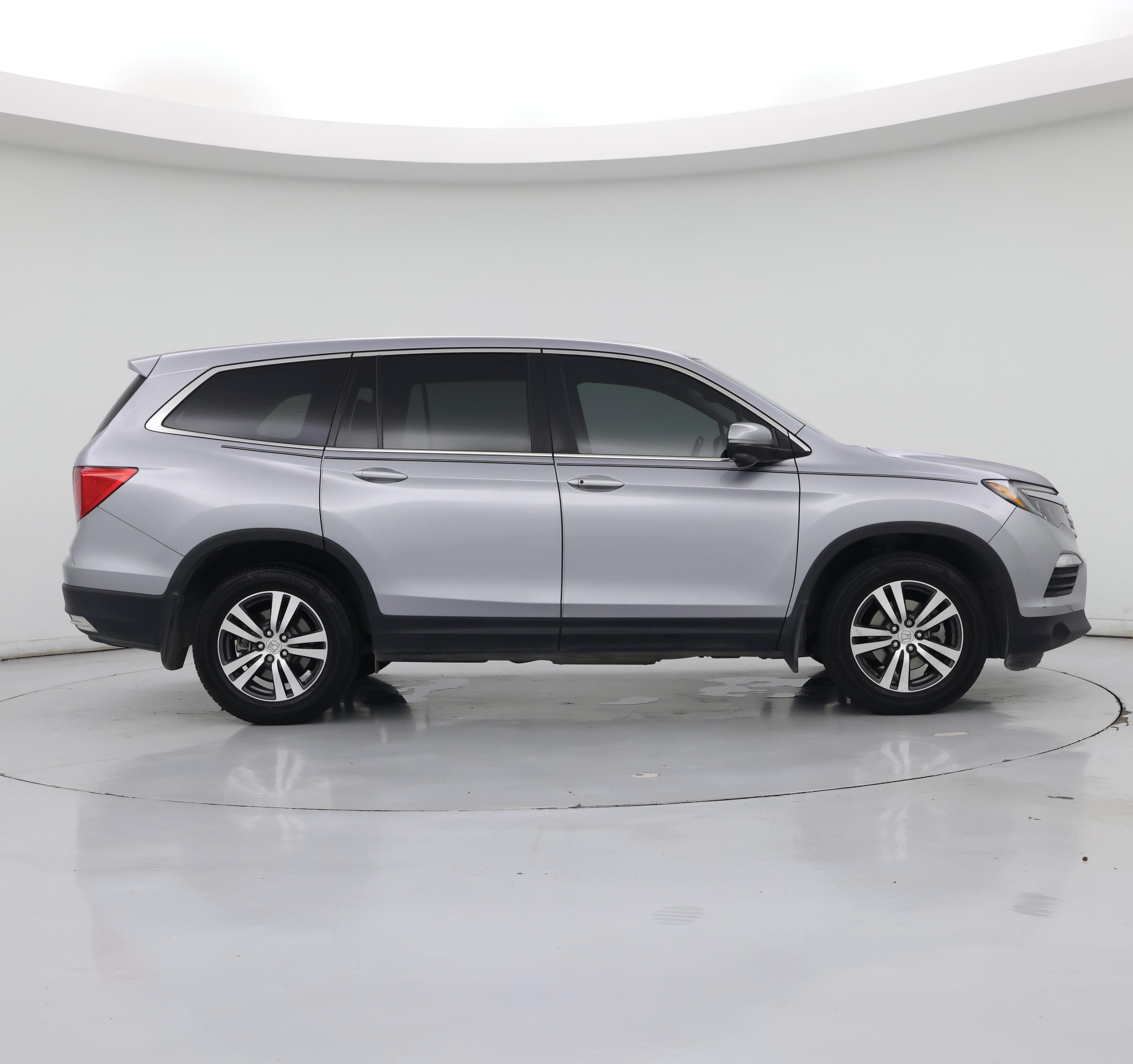 Thumbnail: 2018 Honda Pilot - 7