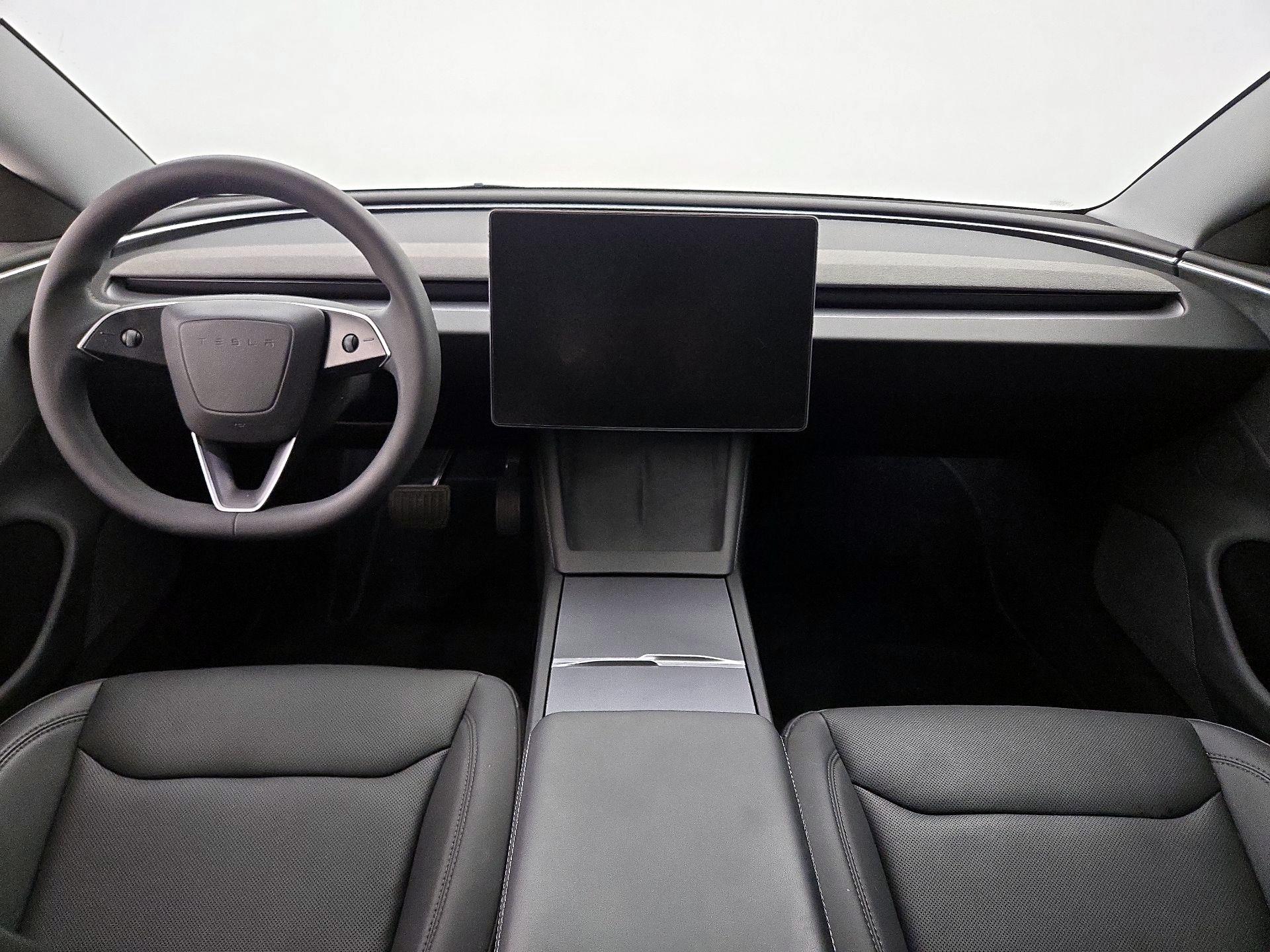 Thumbnail: 2024 Tesla Model 3 - 9