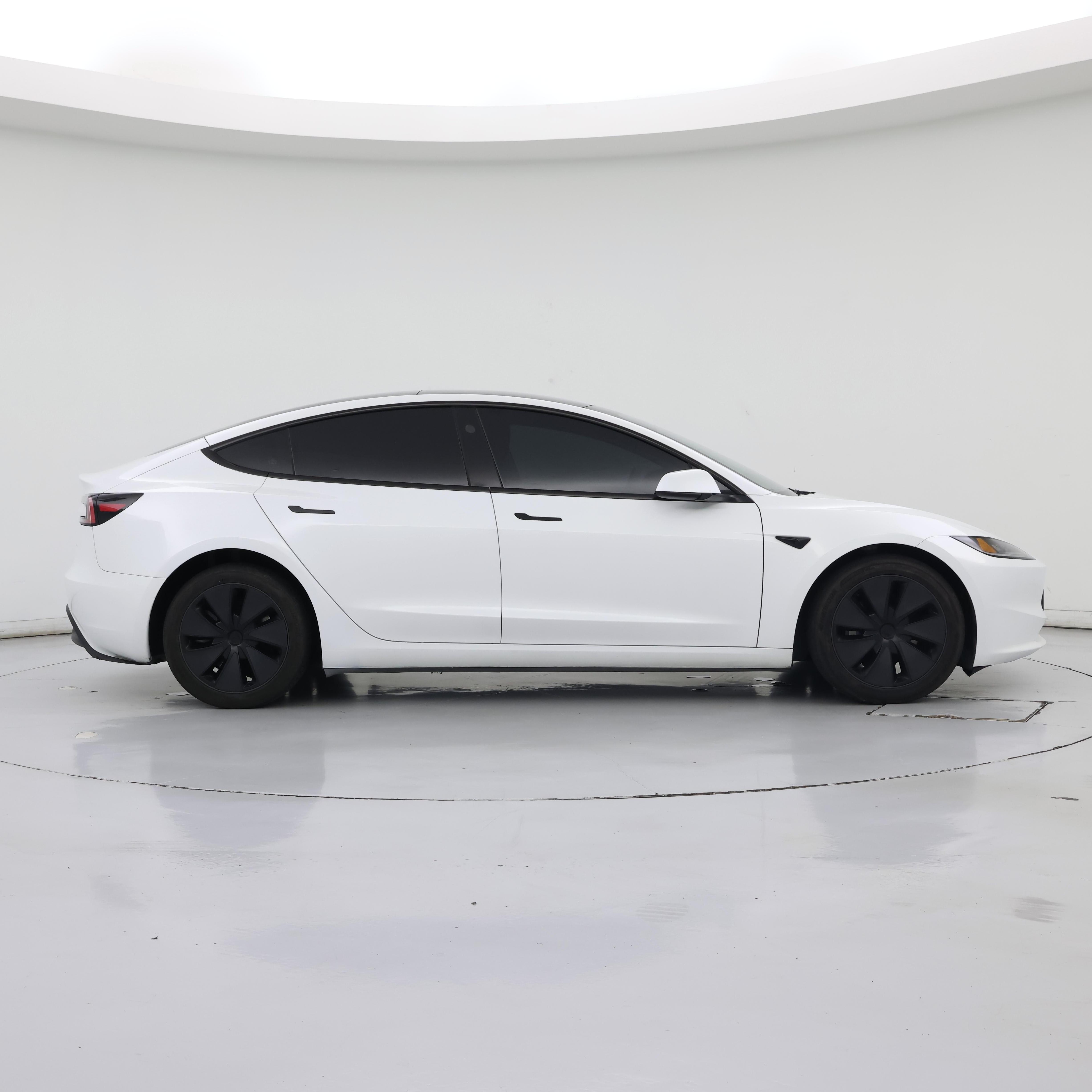 Thumbnail: 2024 Tesla Model 3 - 7