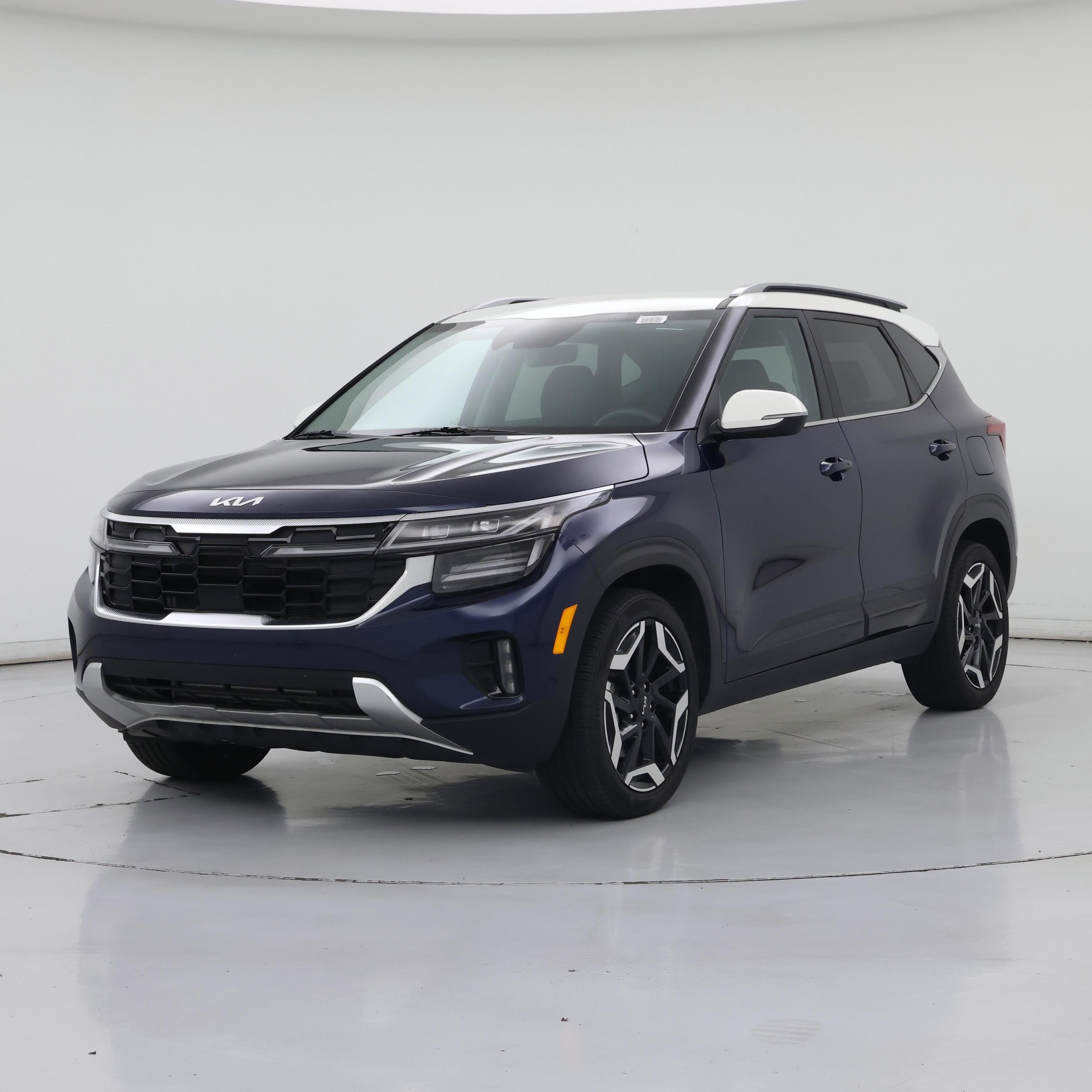 Thumbnail: 2024 Kia Seltos - 4