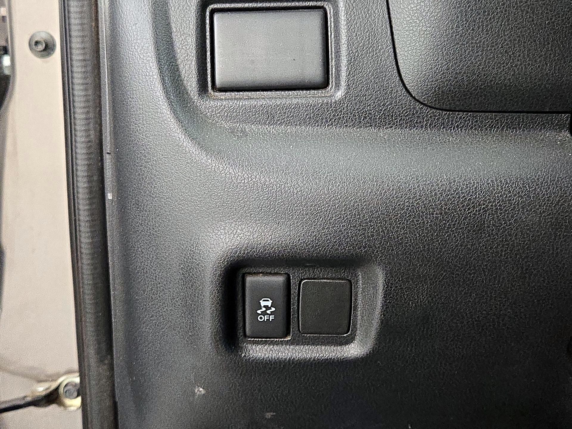 Thumbnail: 2015 Nissan Versa - 13