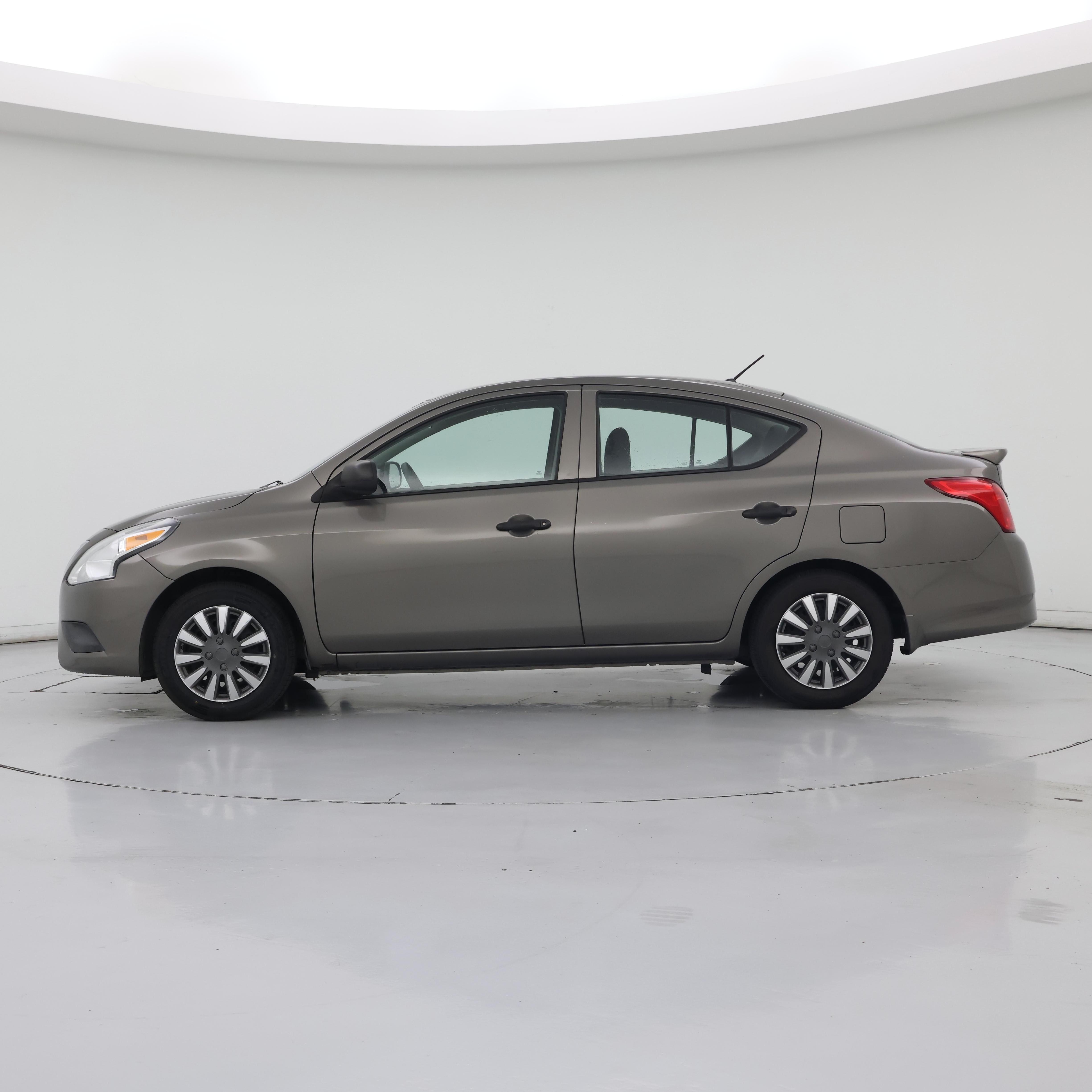 Thumbnail: 2015 Nissan Versa - 3