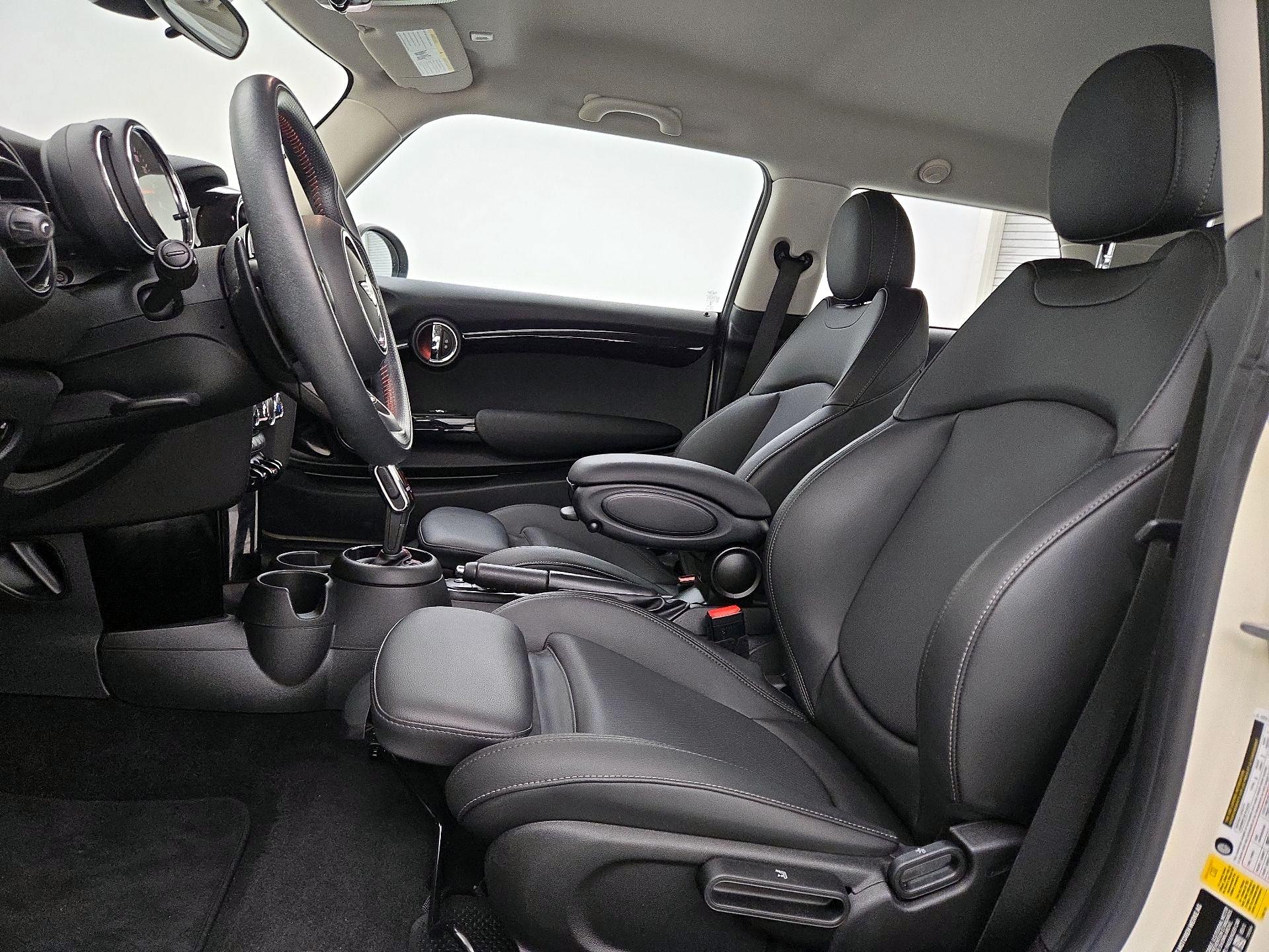 Thumbnail: 2020 MINI Cooper Hardtop - 11