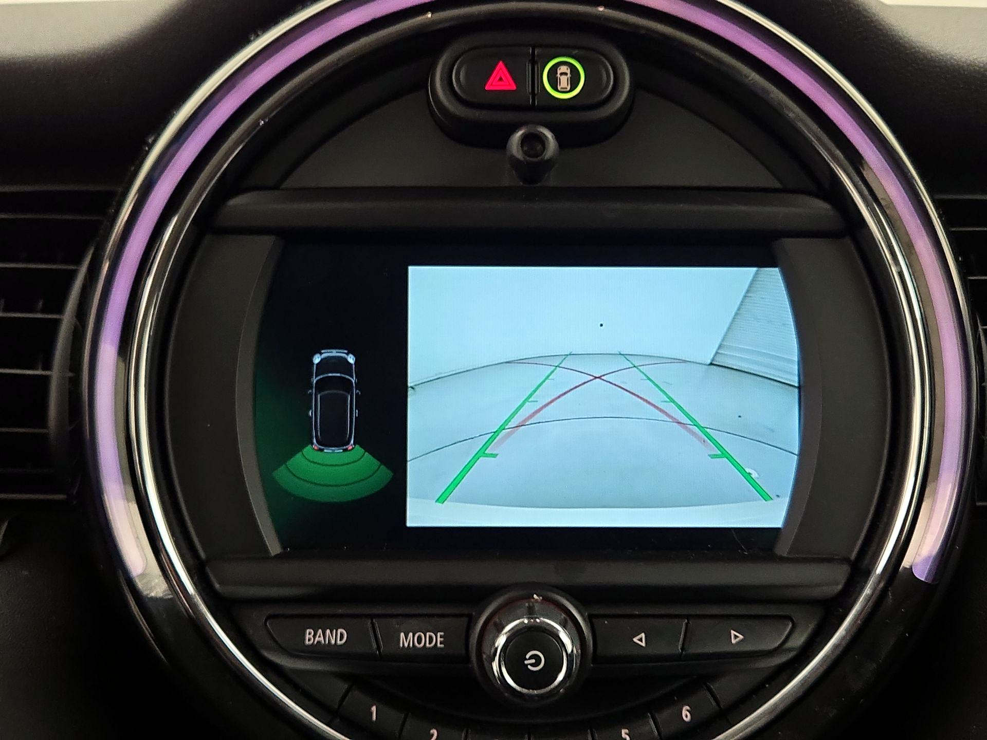 Thumbnail: 2020 MINI Cooper Hardtop - 14